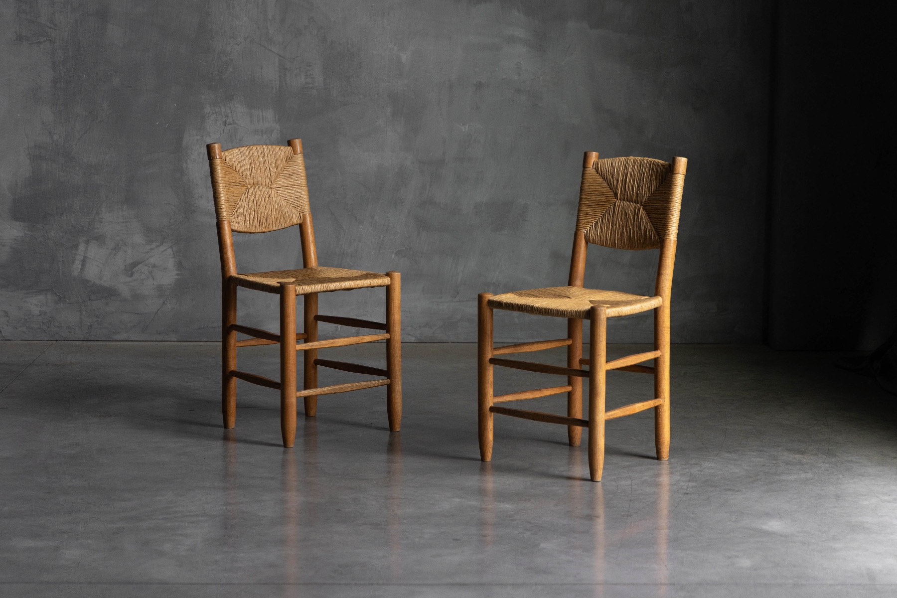 Functionalist Bauche dining chair from the 1950s