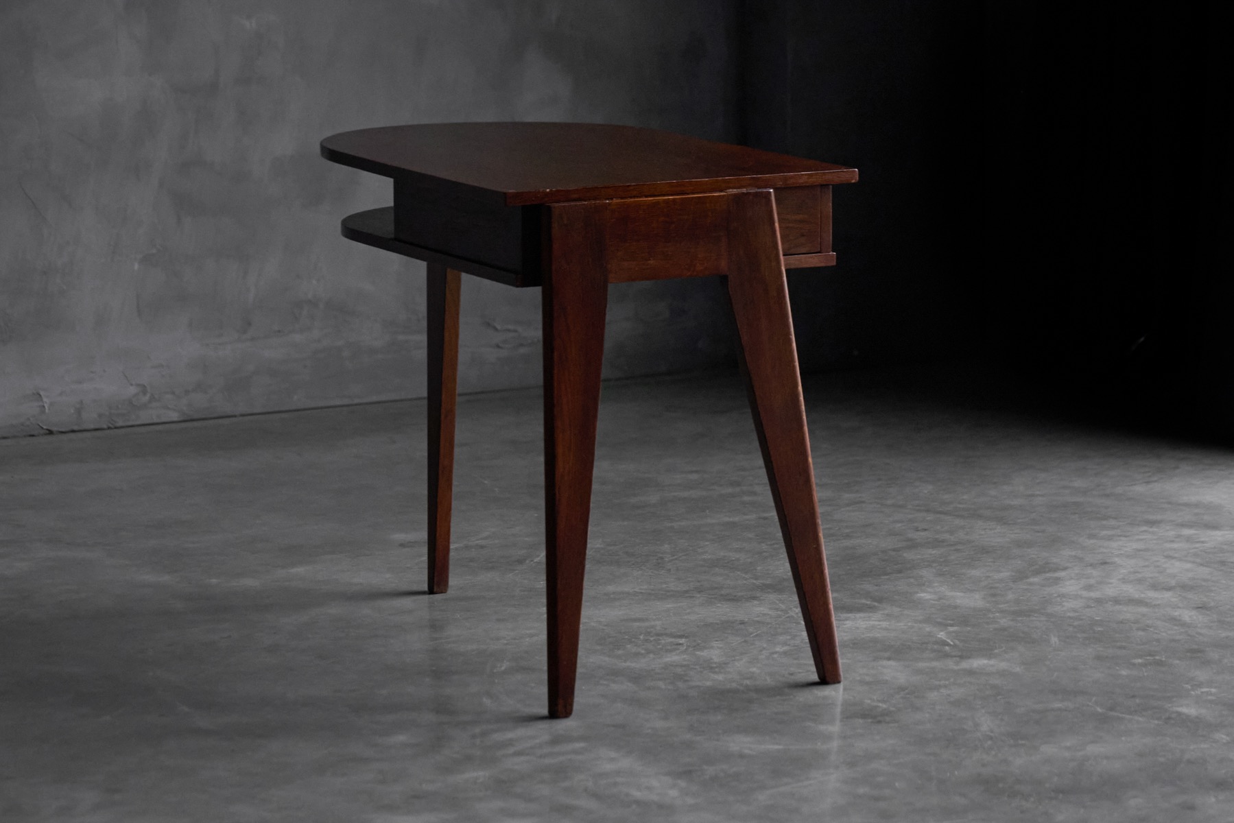 Minimalist oak tripod desk from the 1950s by Jacques Adnet