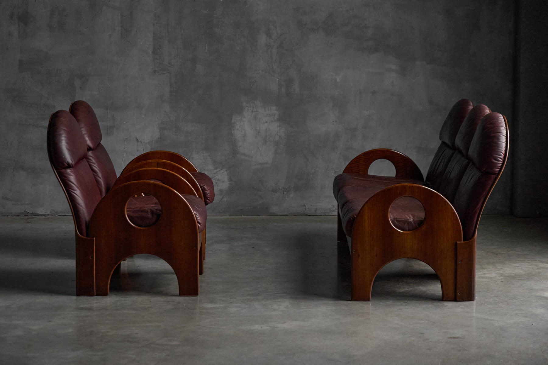 Italian modernist three seater sofa by Gae Aulenti