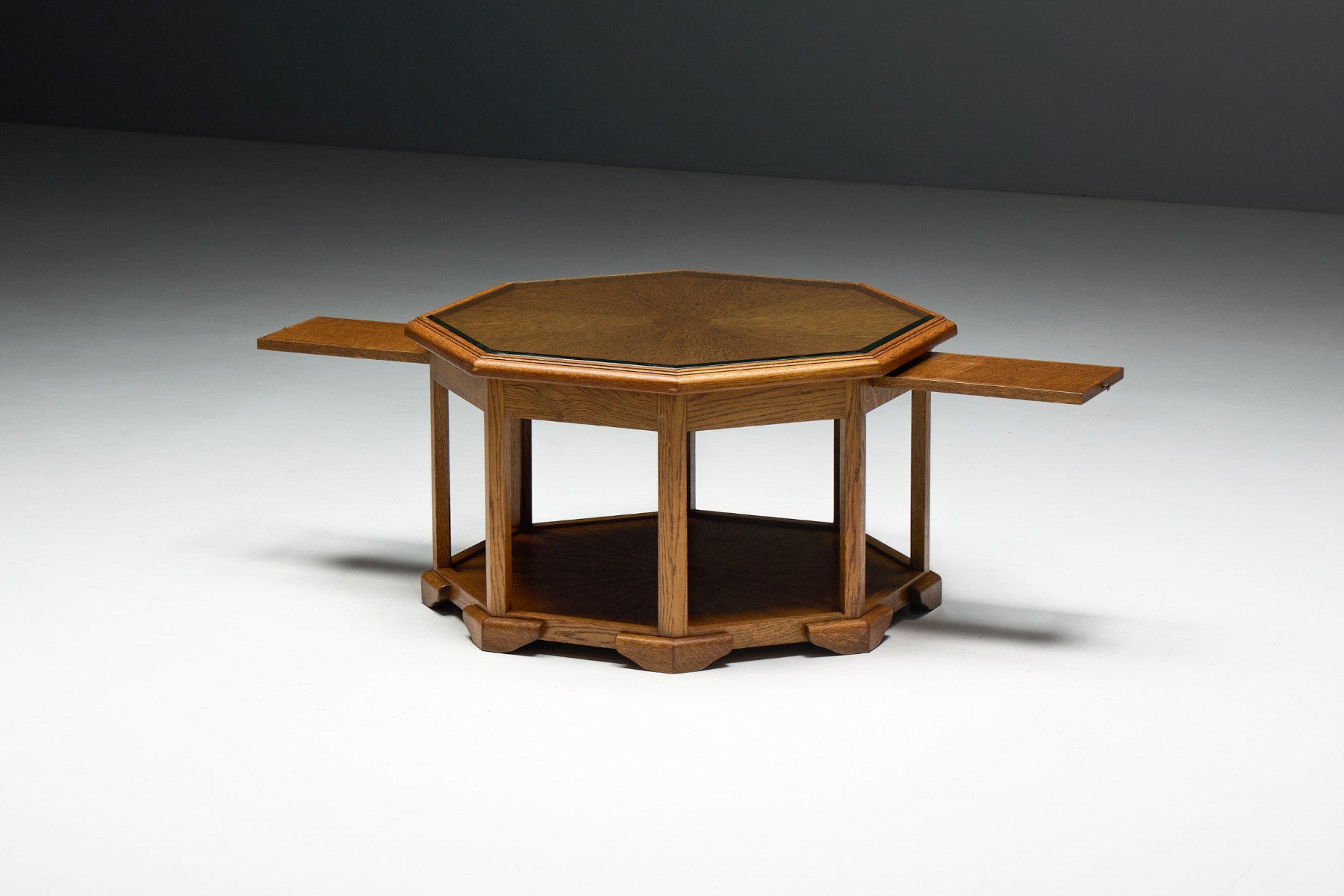 Octagonal wood coffee table in Art Deco language from the 1930s 