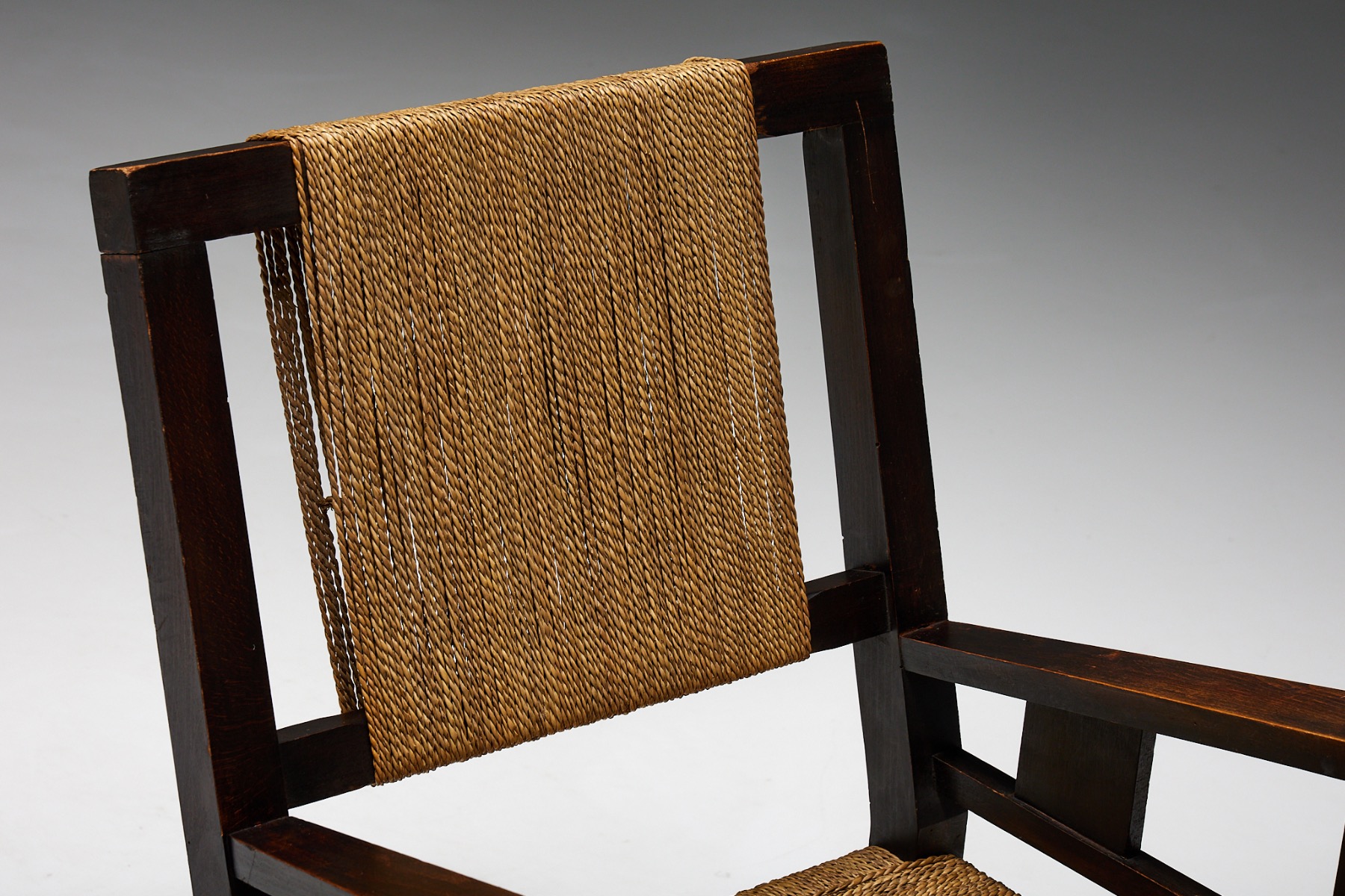 Solid wood rope chair antique seating piece