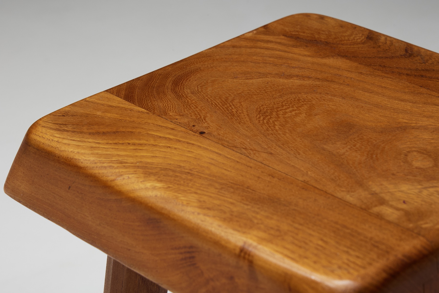 Solid wood S01 stool in French modernist design