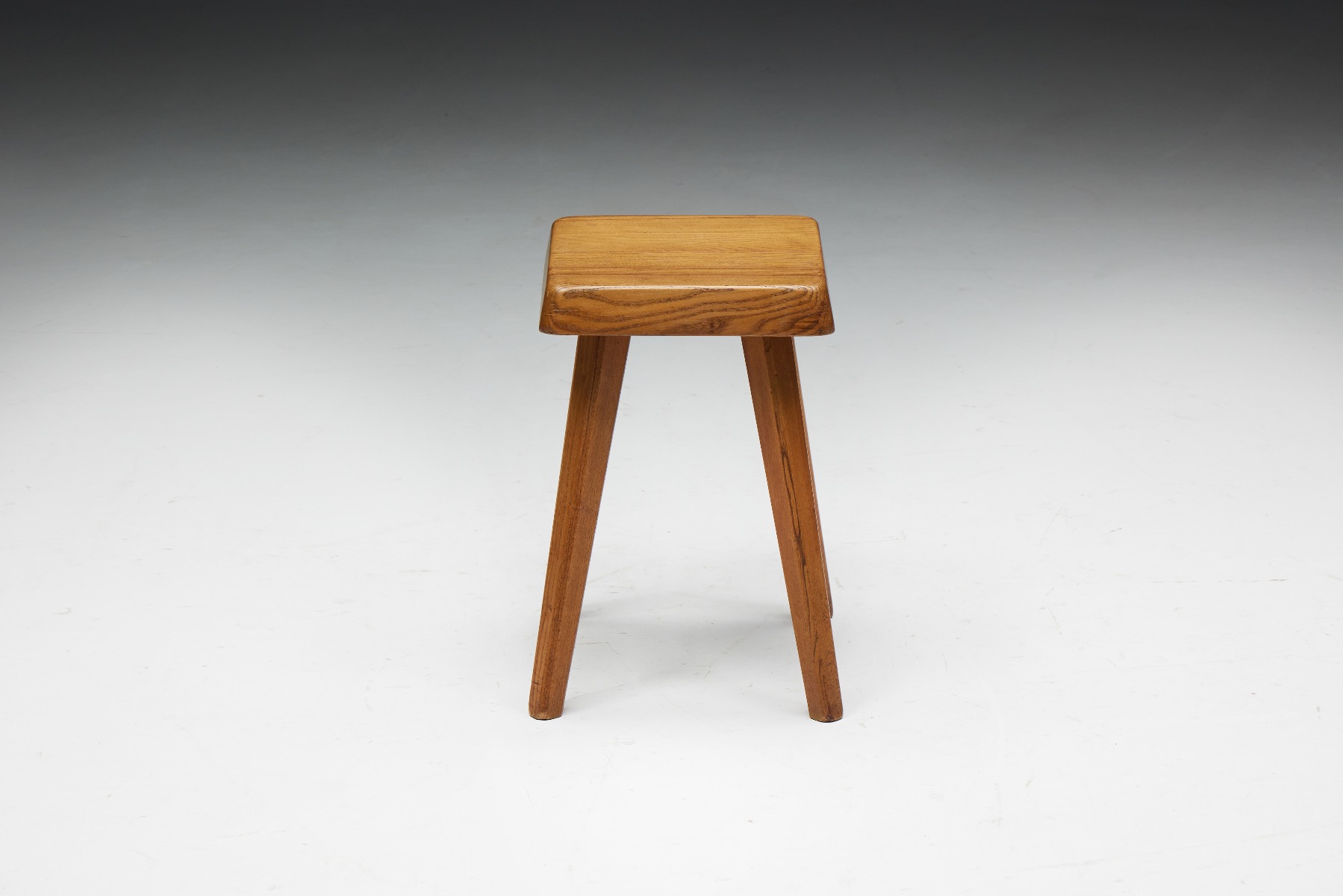 Solid wood S01 stools in French modernist design