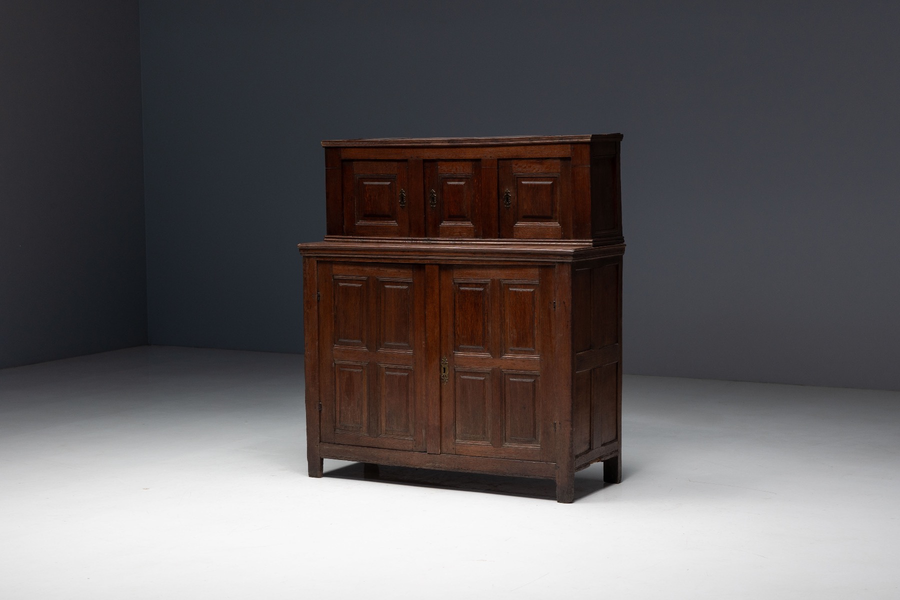 Traditional oak cabinet from the 18th century