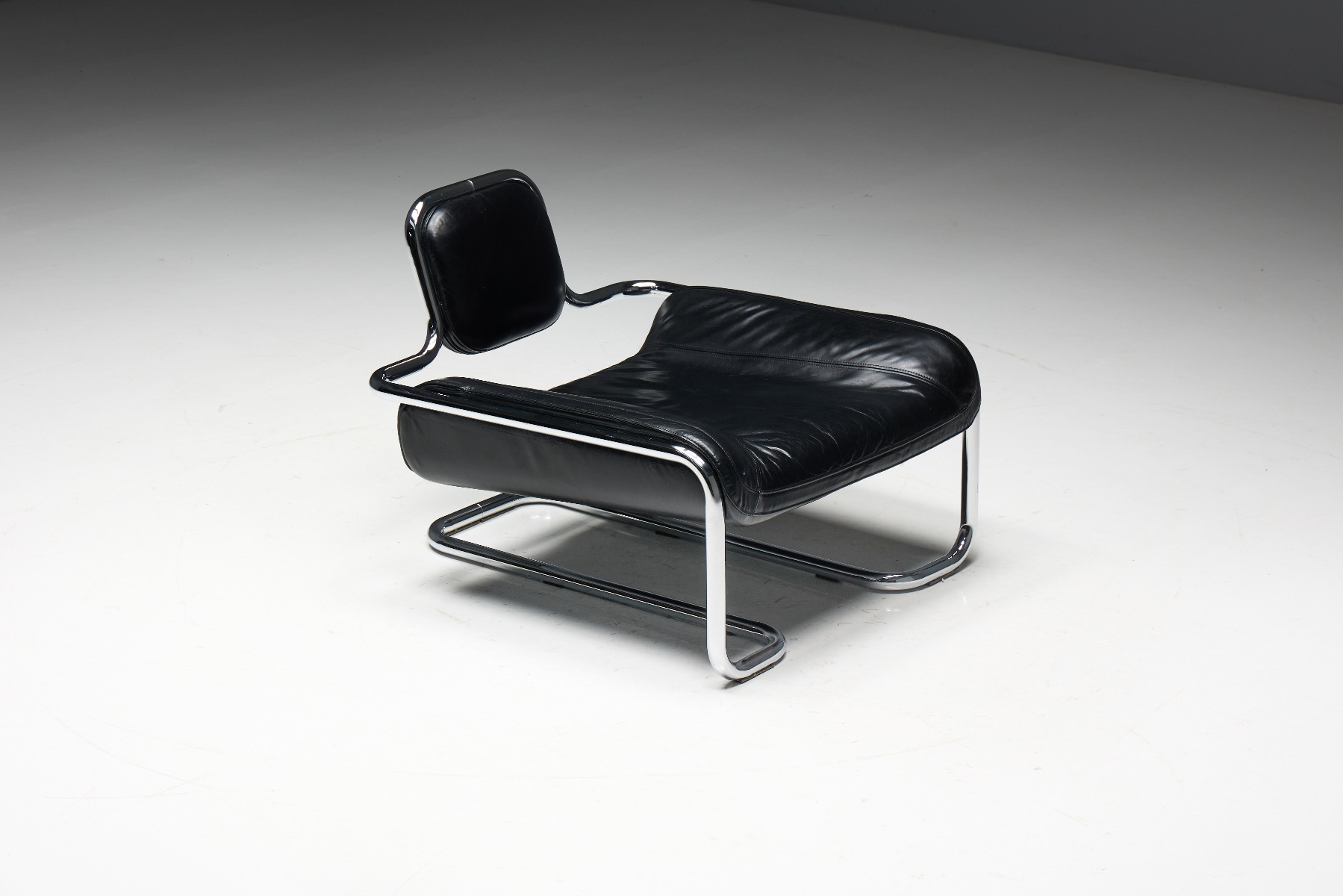 'Limande' Low Easy Chair by Kwok Hoi Chan for Steiner - 1970s 