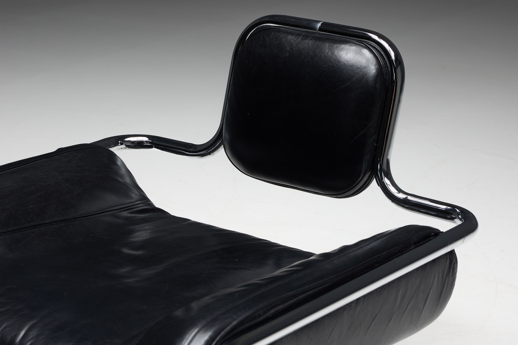 'Limande' Low Easy Chair by Kwok Hoi Chan for Steiner - 1970s 
