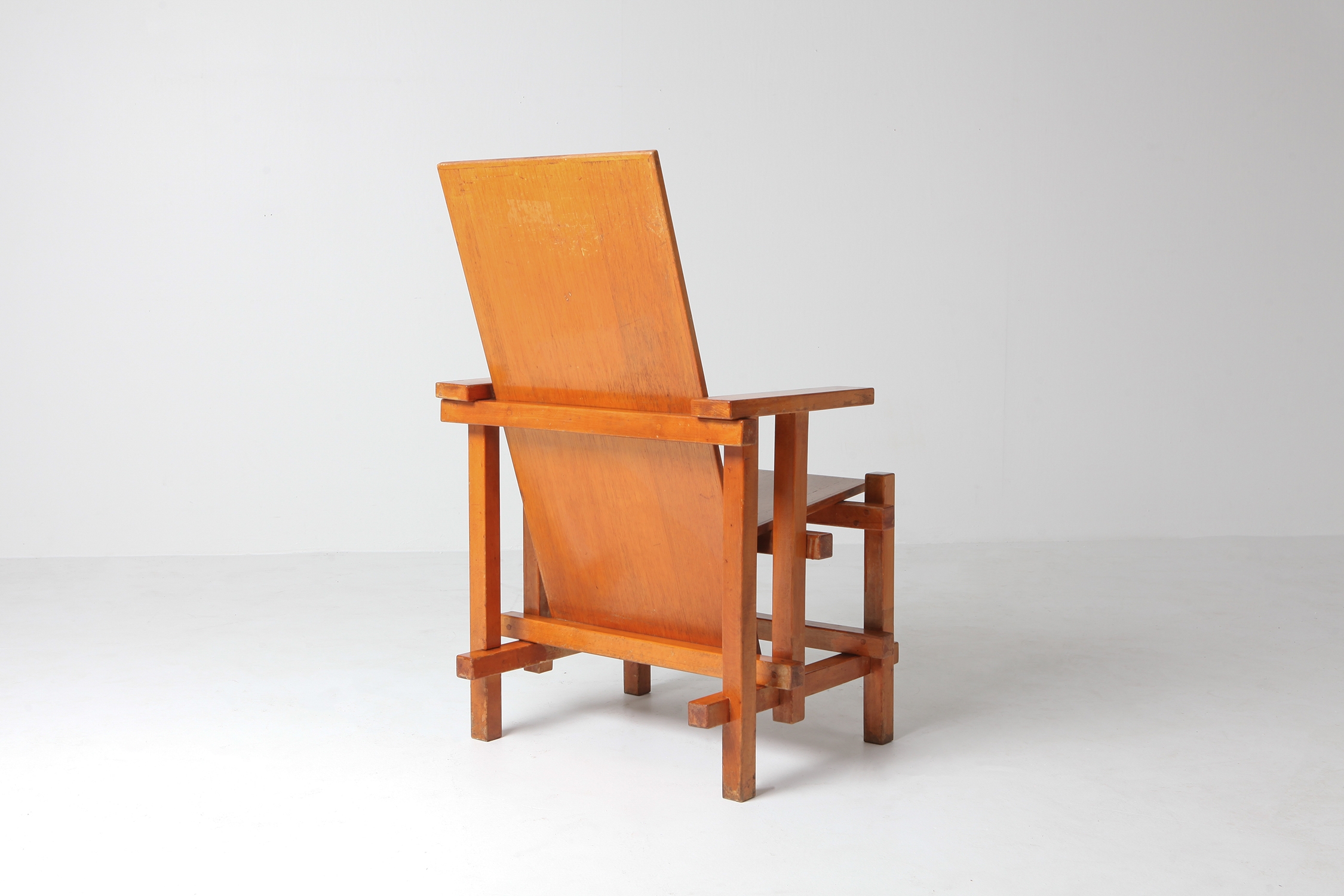 Modernist Armchairs Attributed to Gerrit Rietveld - 1920s