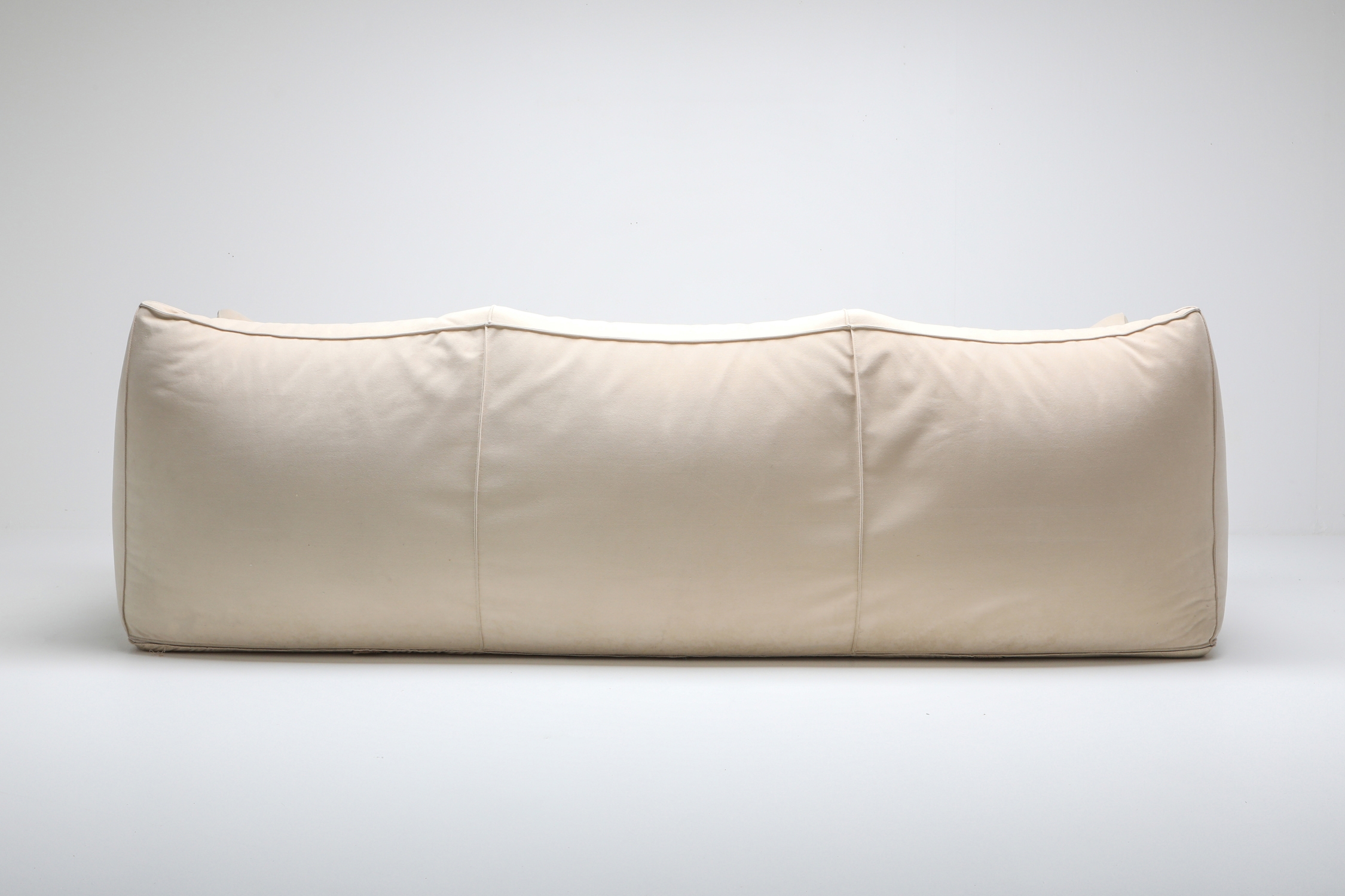 Mario Bellini 'Le Bambole' Three-Seat Couch in Alcantara - 1970s
