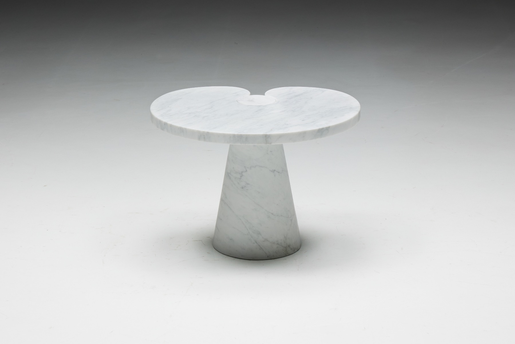 Carrara Marble Side Table by Angelo Mangiarotti for Skipper - 1970s