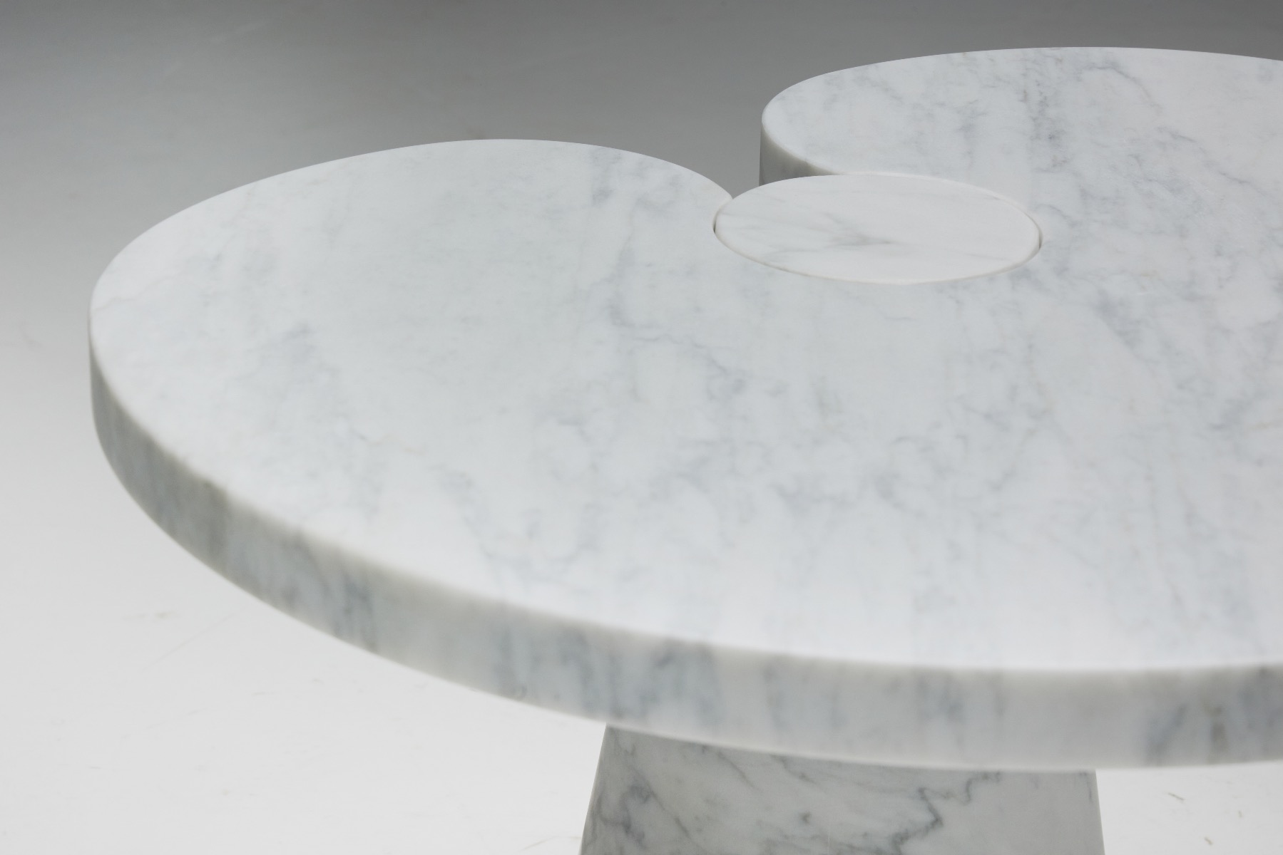 Carrara Marble Side Table by Angelo Mangiarotti for Skipper - 1970s