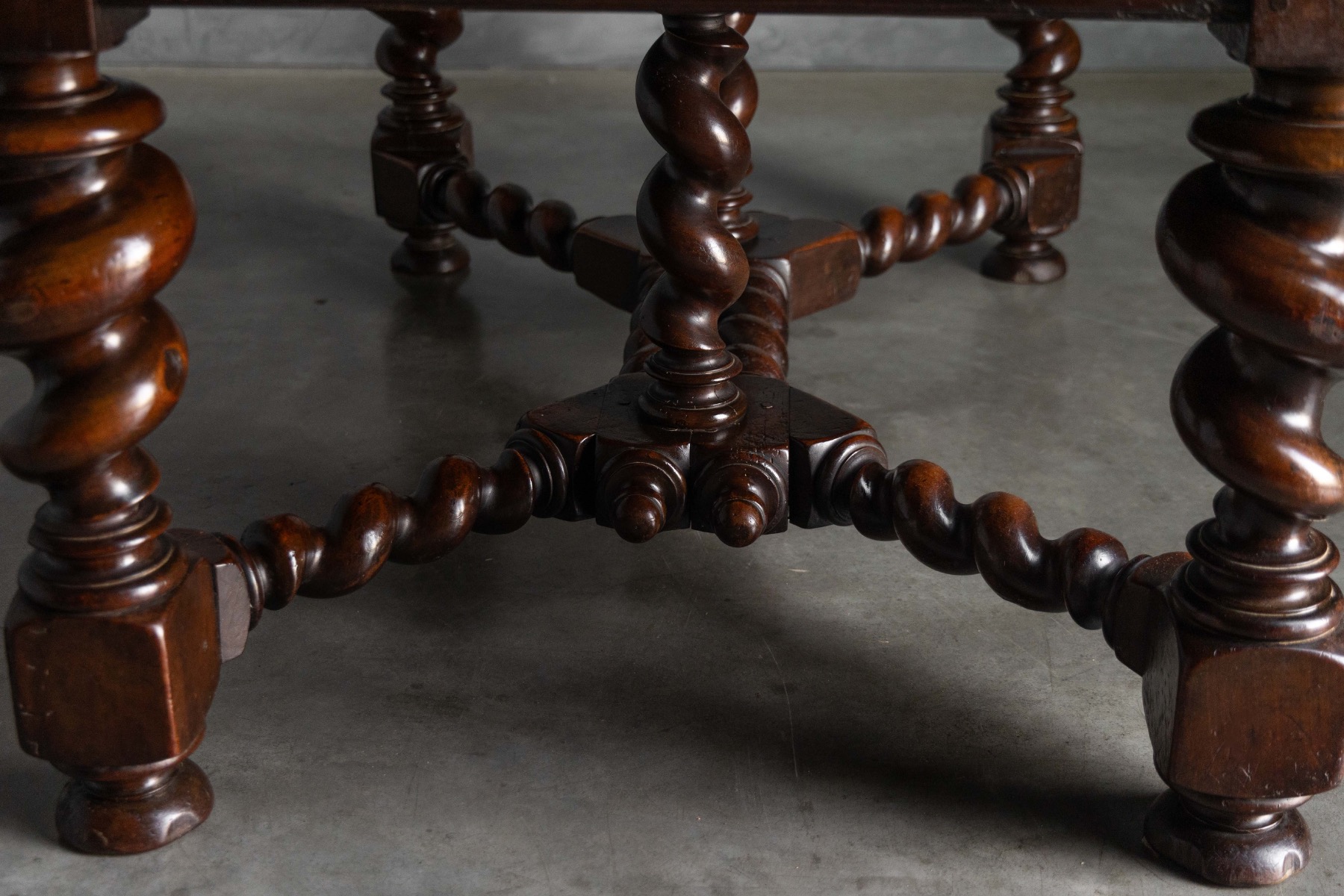 Antique Extendable Dining Table, France - 1900s