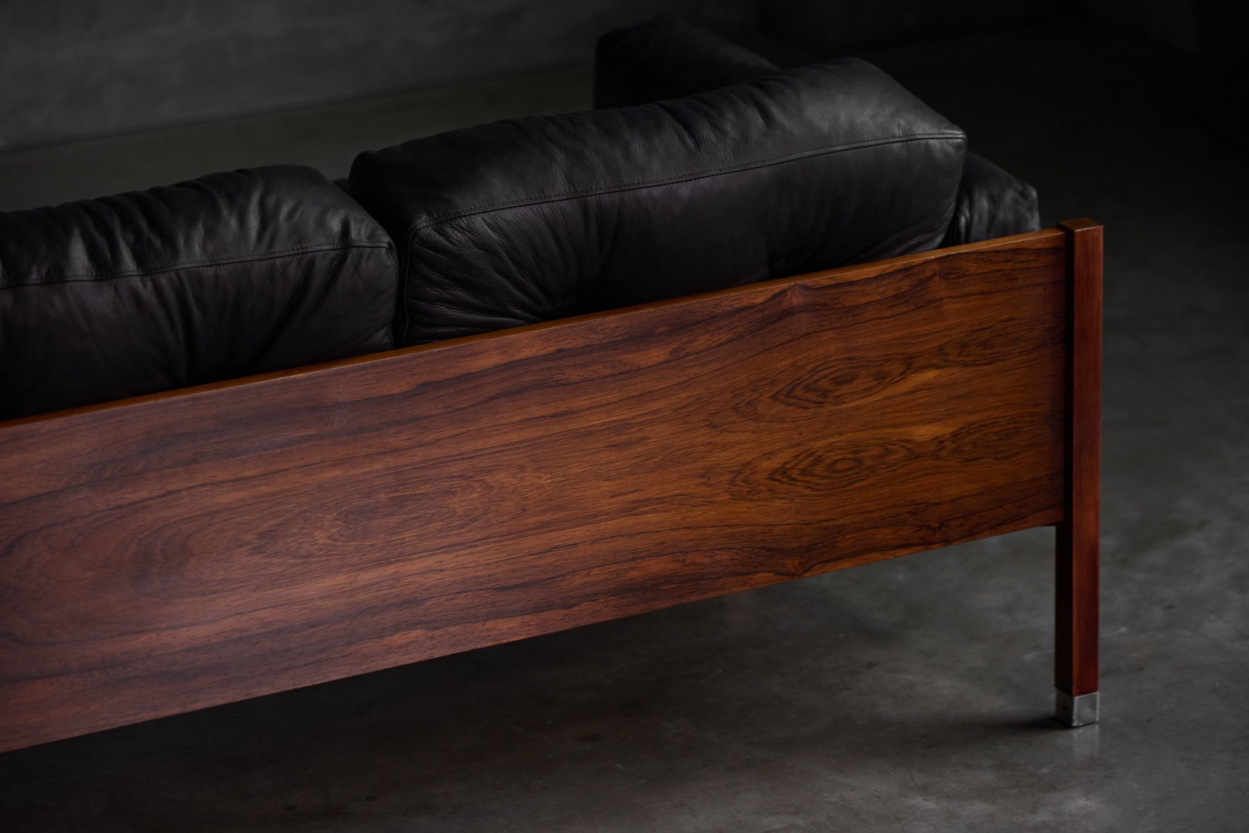 Architectural Mid-Century Sofa - 1960s