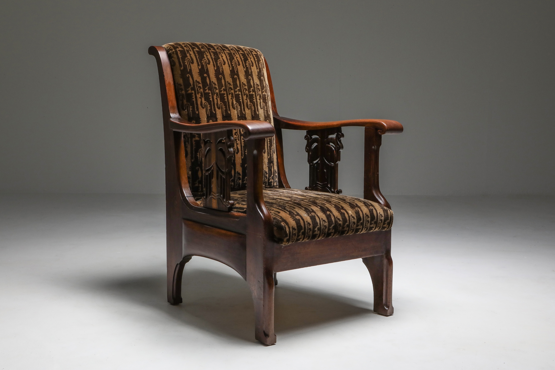 Amsterdam school Armchair  - 1920's