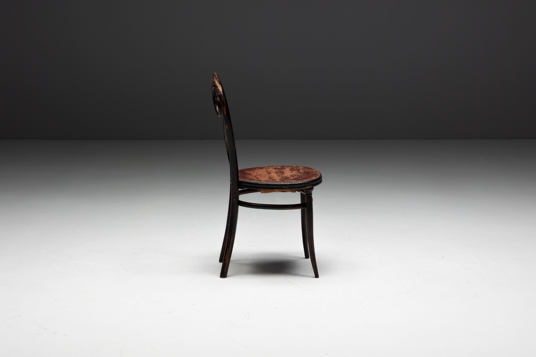 Art Nouveau Bentwood Chair by Thonet, Austria - 1900s