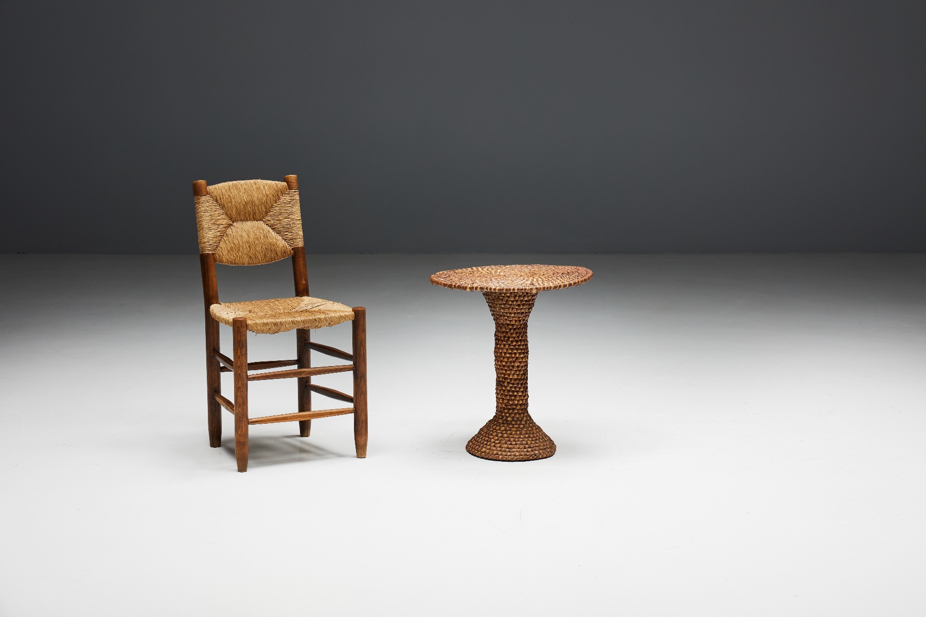 Art Populaire Side Table in Rye Straw - Early 20th Century 