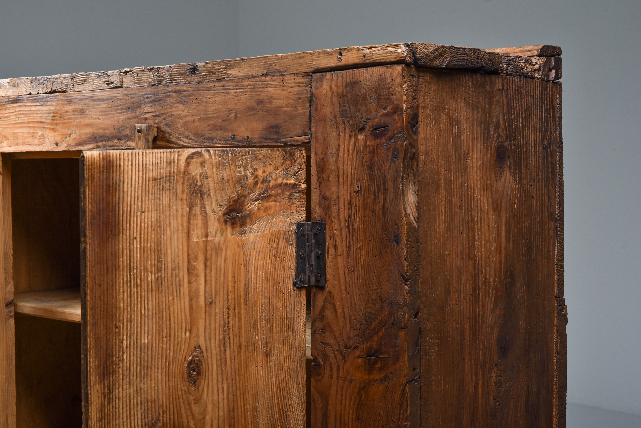 Rustic 'Art Populaire' Folk art storage piece from the Auvergne, France - 1800's