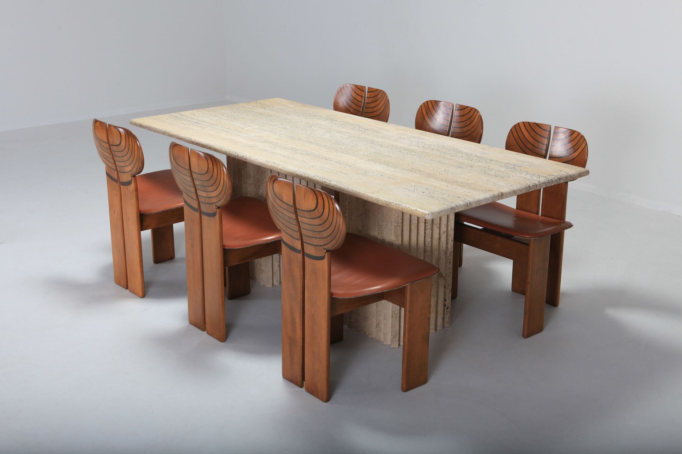 Travertine Dining Table in the Style of Carlo Scarpa and Angelo Mangiarotti - 1970s