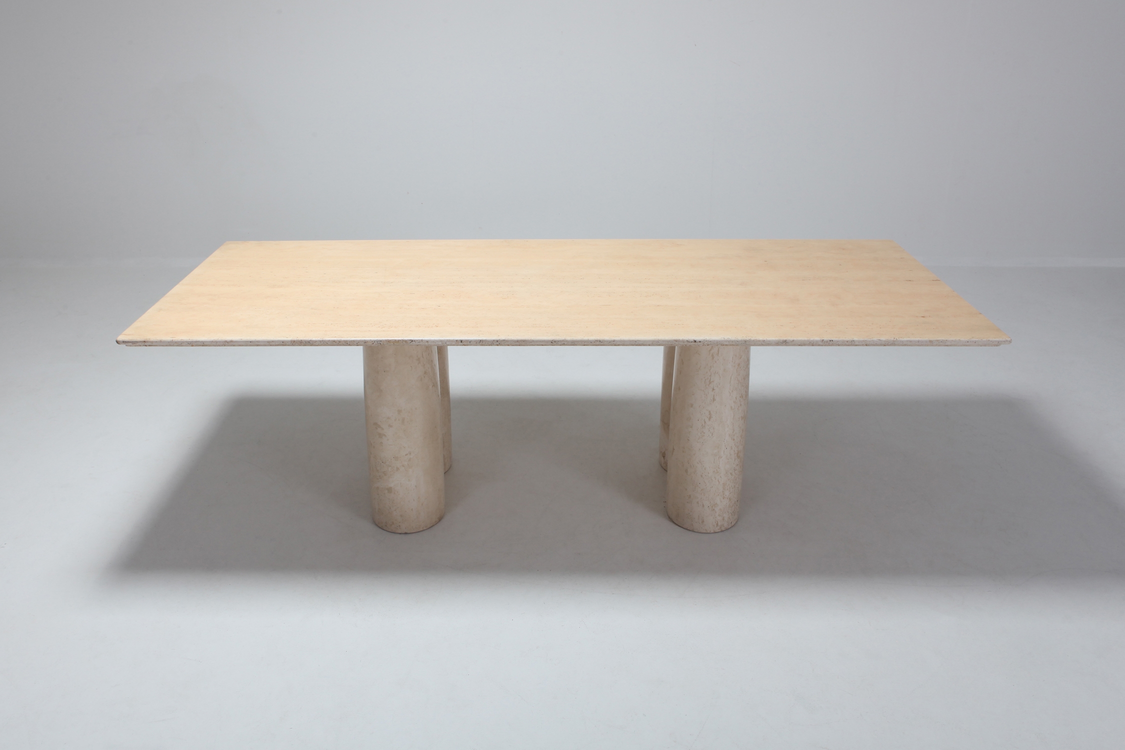 Travertine Dining Table by Mario Bellini 'Il Colonnato' - 1970s