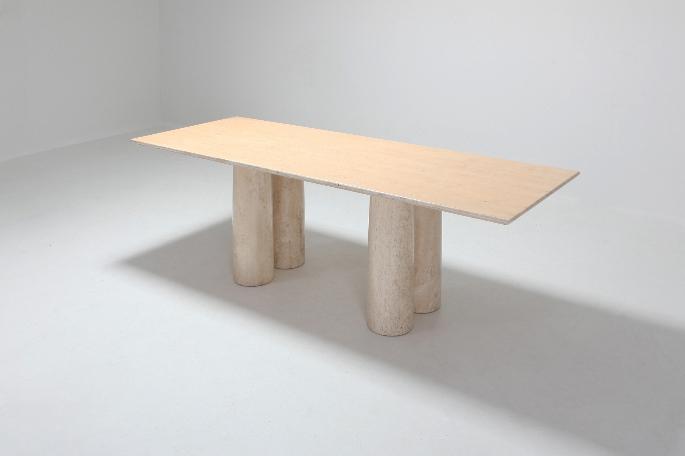 Travertine Dining Table by Mario Bellini 'Il Colonnato' - 1970s