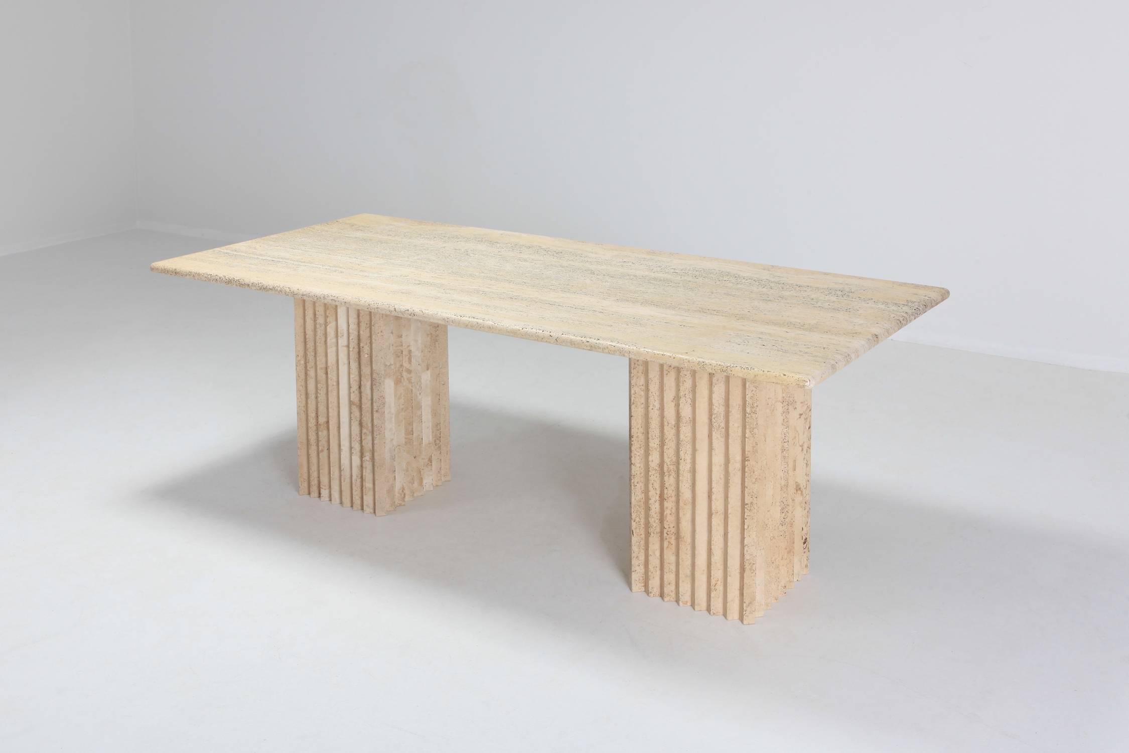 Travertine Dining Table in the Style of Carlo Scarpa and Angelo Mangiarotti - 1970s