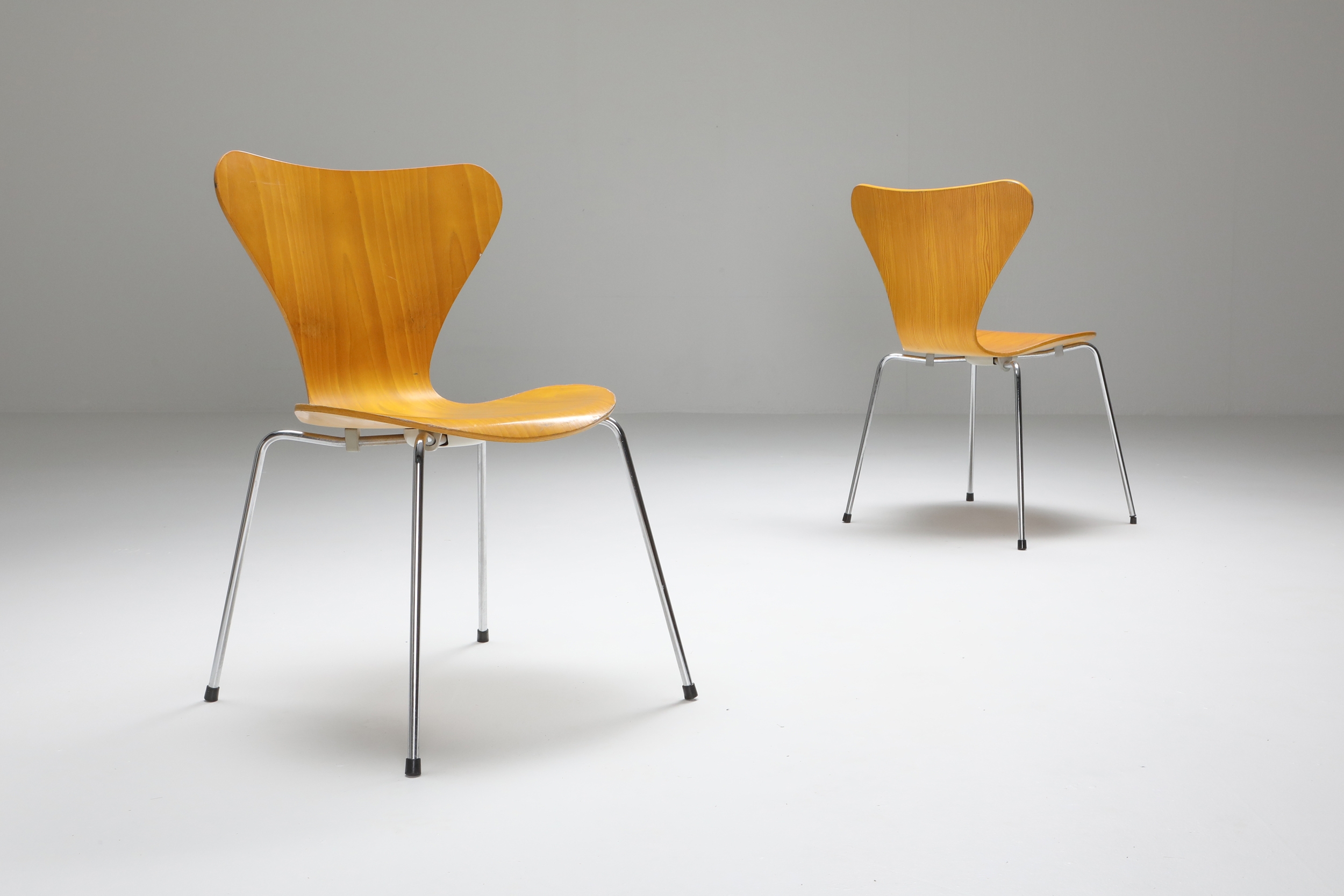 Butterfly Chair Arne Jacobsen 'Series 7' - 1981