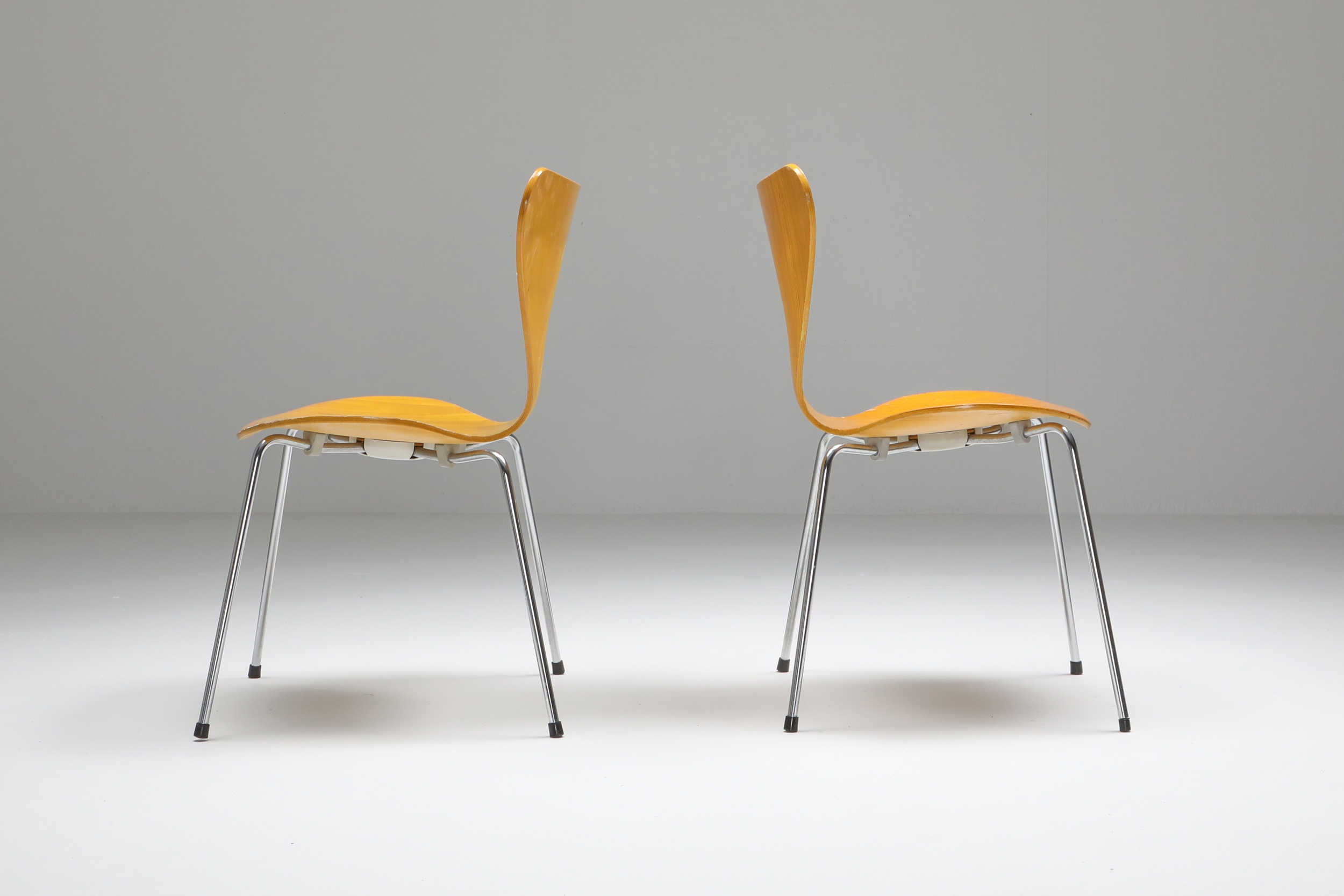 Butterfly Chair Arne Jacobsen 'Series 7' - 1981