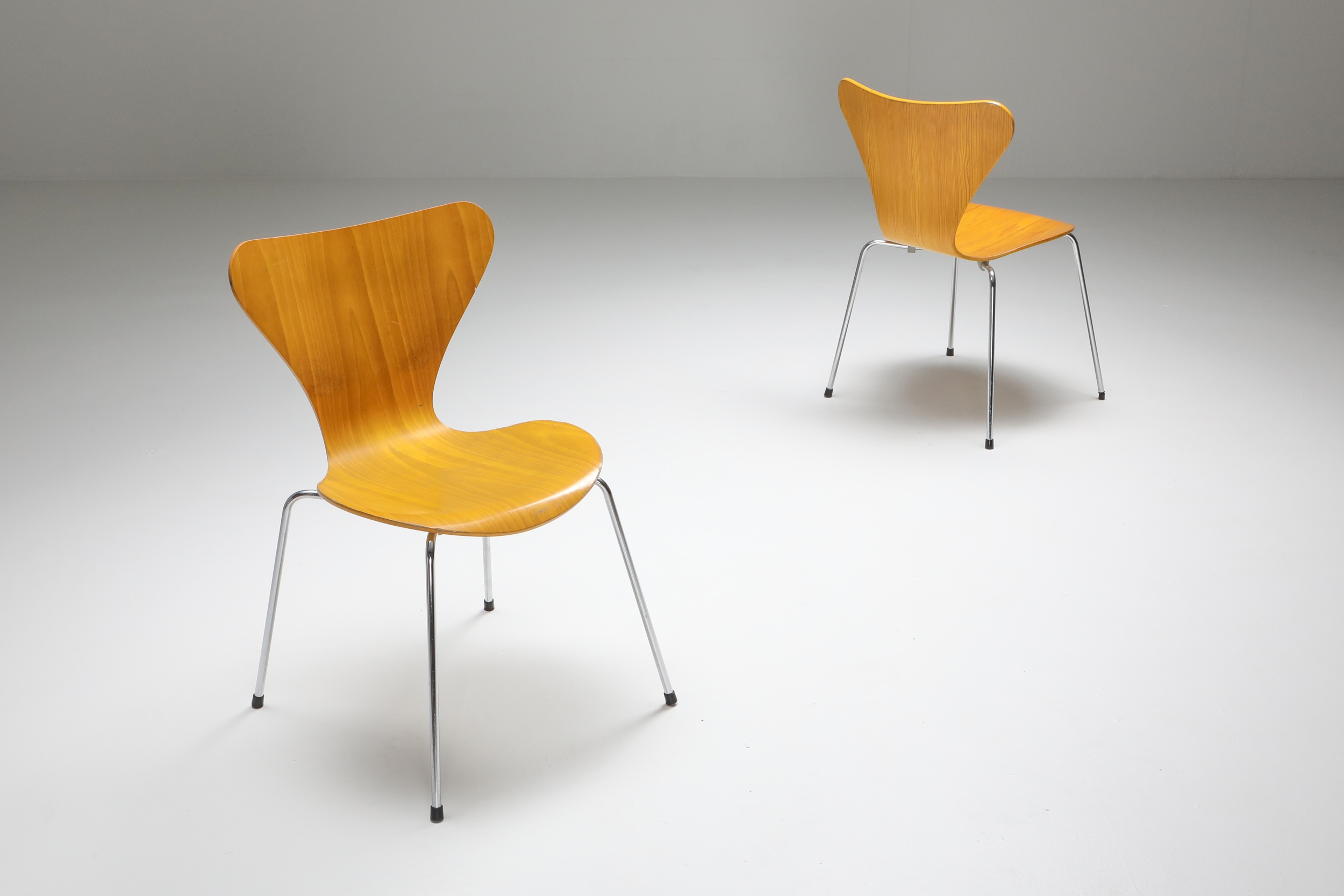 Butterfly Chair Arne Jacobsen 'Series 7' - 1981