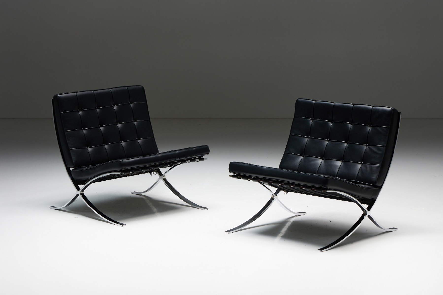 Barcelona Chair by Mies van der Rohe for Knoll - 1980s