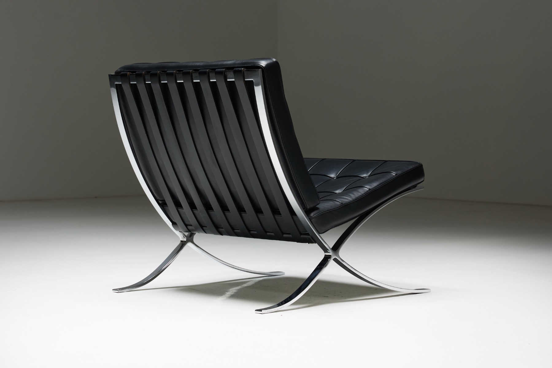Barcelona Chair by Mies van der Rohe for Knoll - 1980s