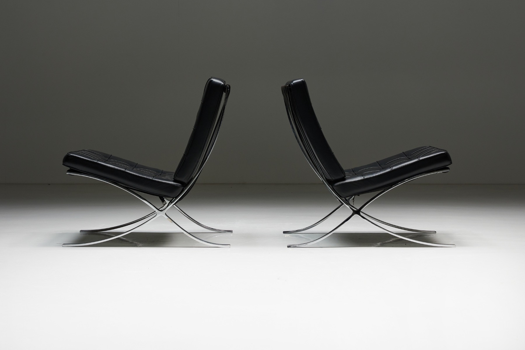 Barcelona Chair by Mies van der Rohe for Knoll - 1980s