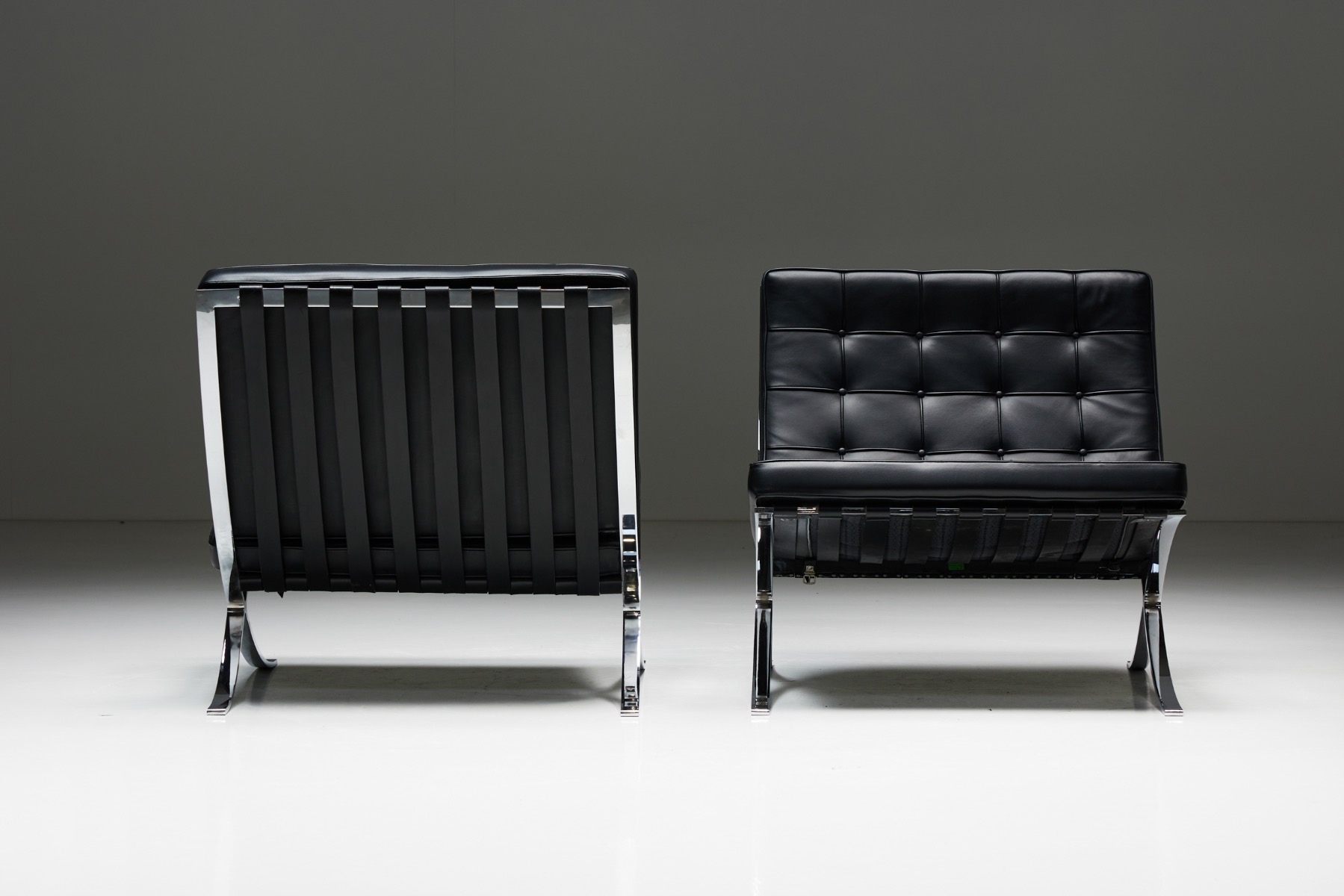 Barcelona Chair by Mies van der Rohe for Knoll - 1980s