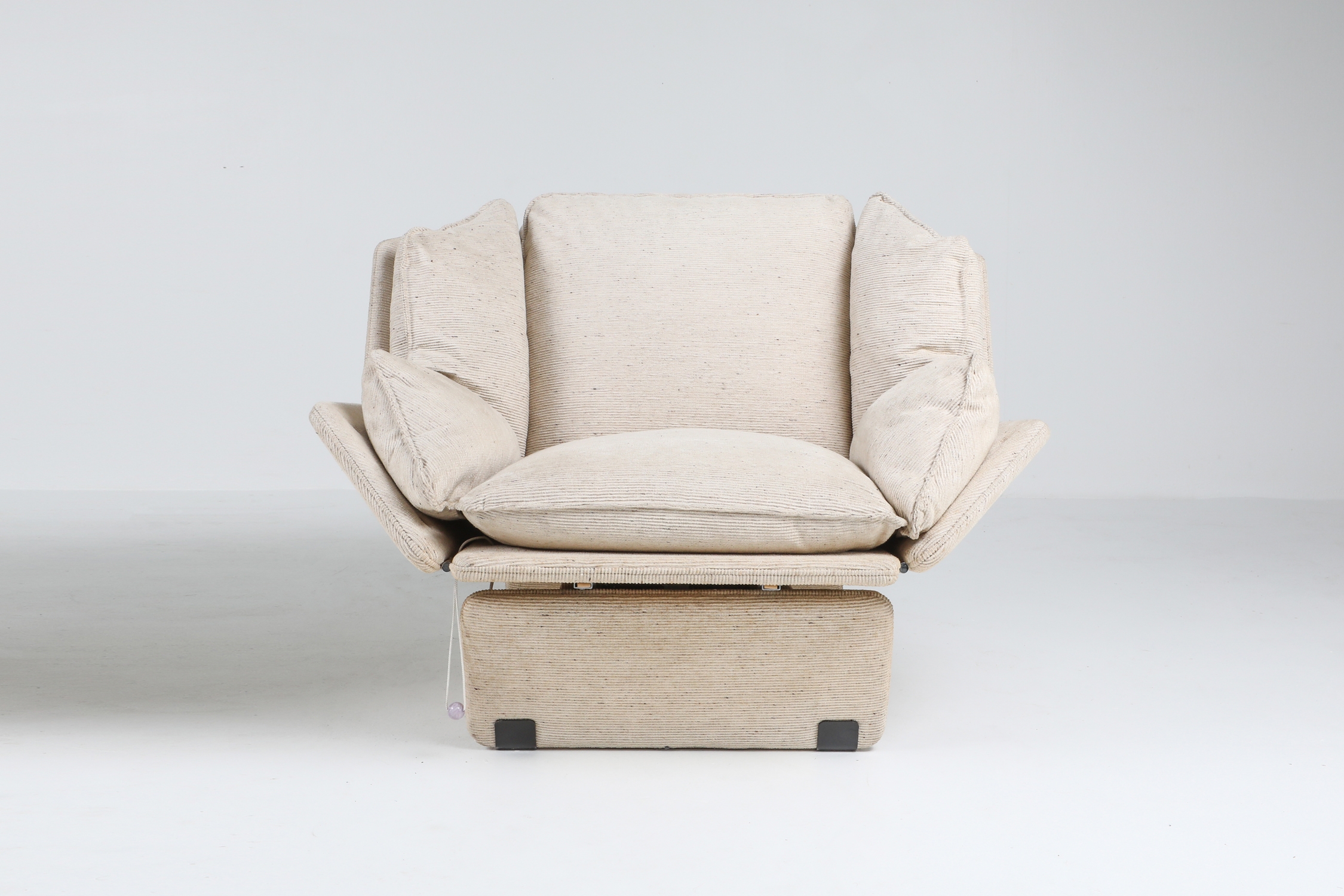 John Lautner Style Lounge ChairsIn Cream Wool - 1970s
