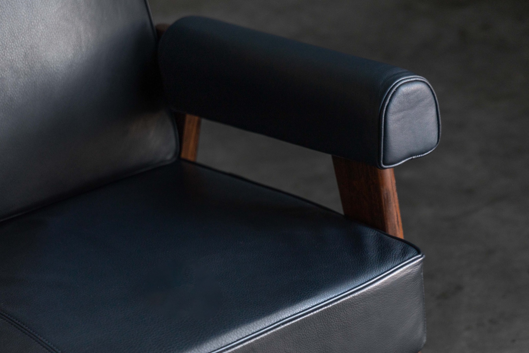 Bridge Sofa by Le Corbusier and Pierre Jeanneret, India - 1950s