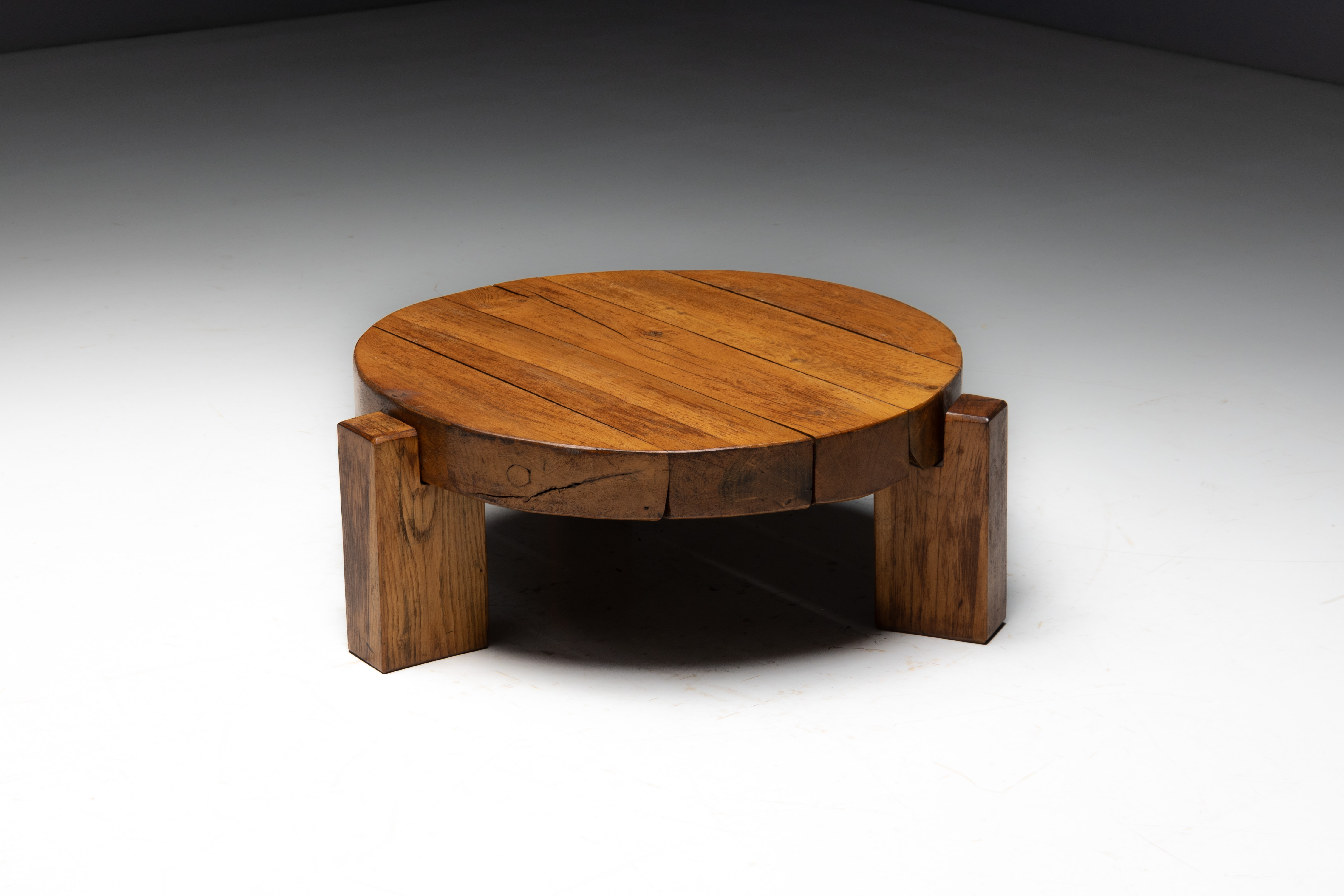 Brutalist Round Coffee Table - Mid-20th Century