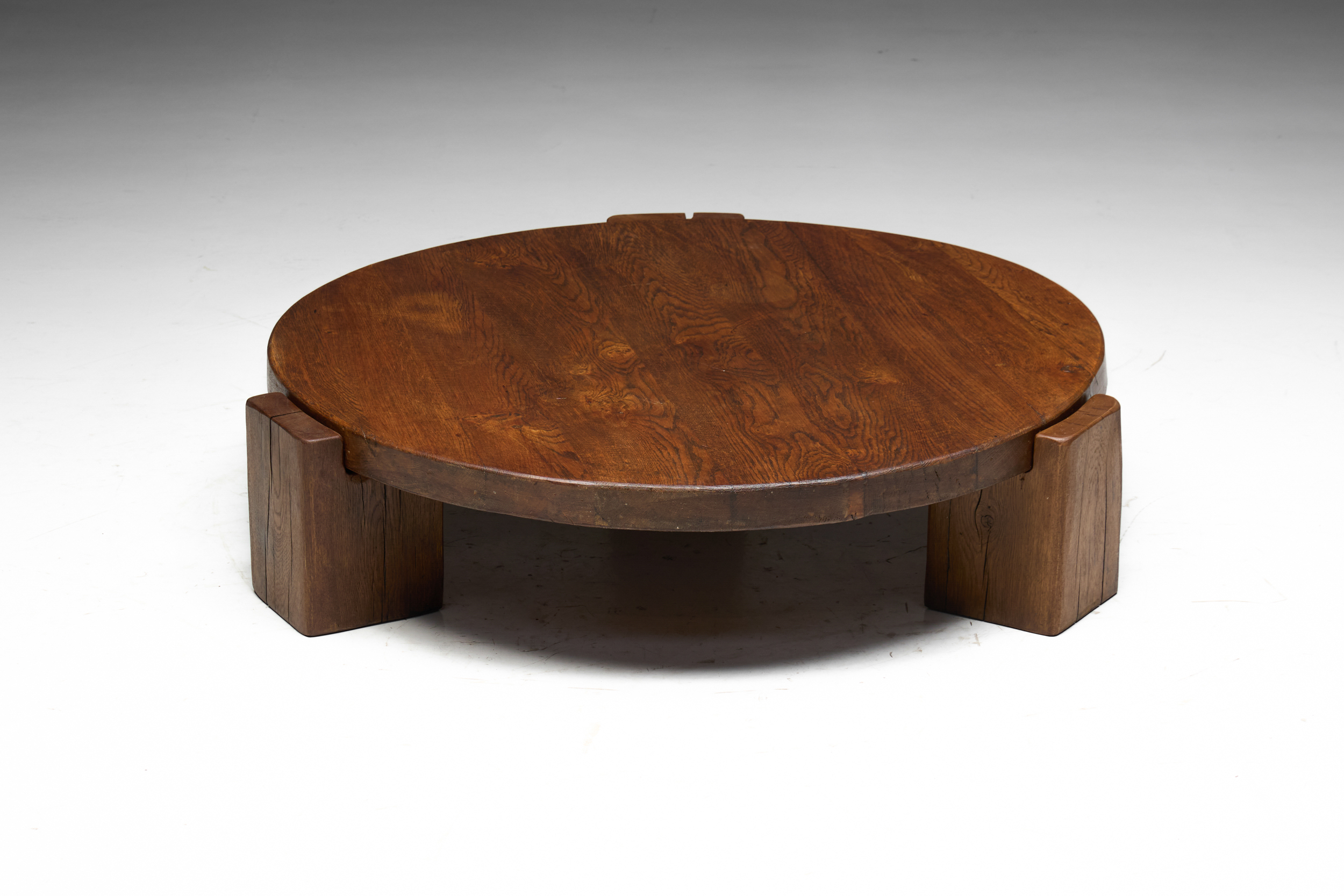 Brutalist Round Oak Coffee Table - Mid-20th Century