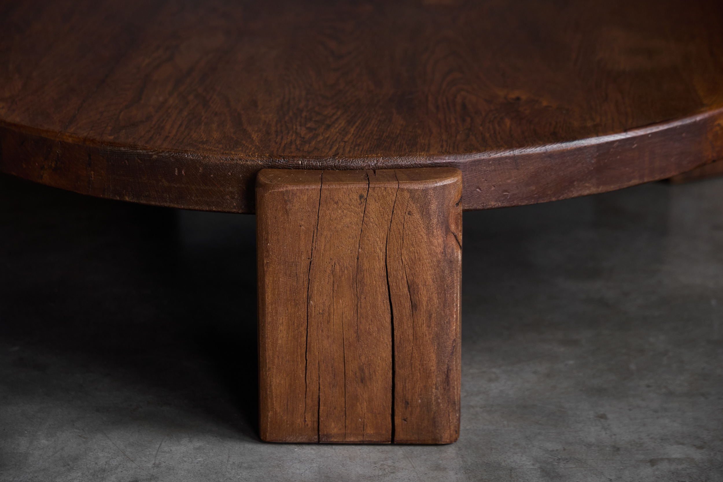 Brutalist Round Oak Coffee Table - Mid-20th Century