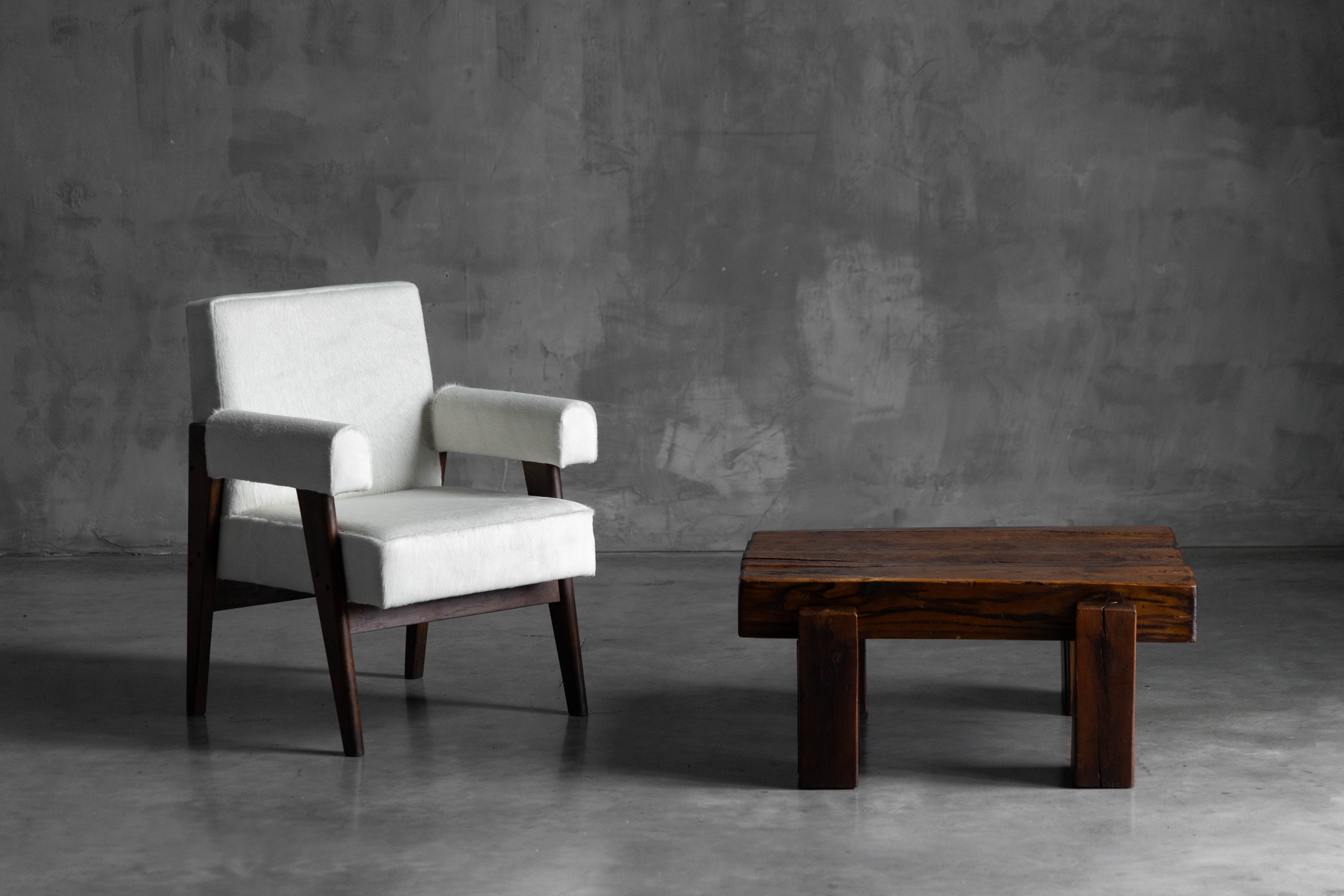 Brutalist Solid Oak Coffee Table - Mid-20th Century