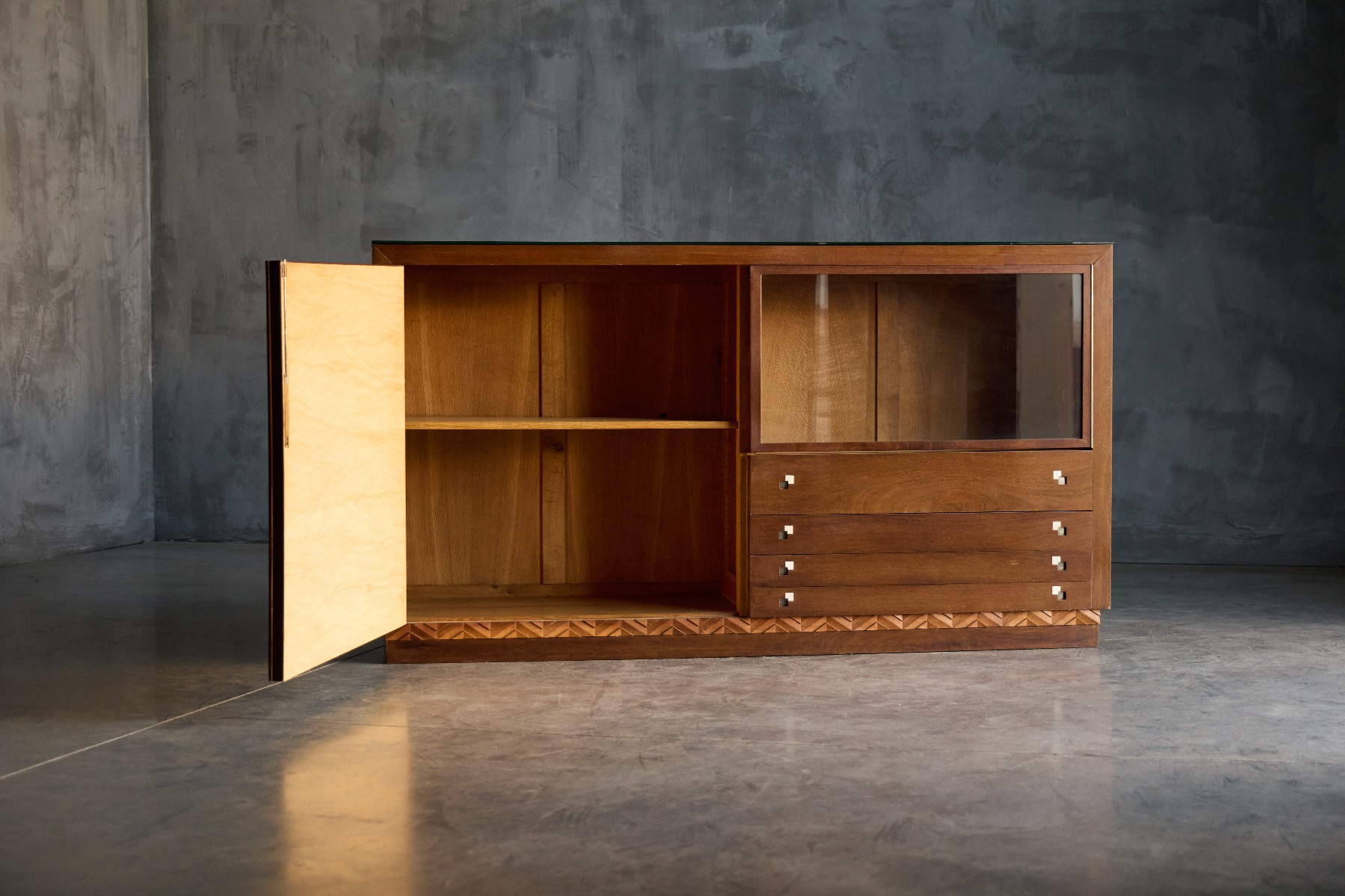 Burl Art Deco Credenza by Charles Van Beerleire - 1940s