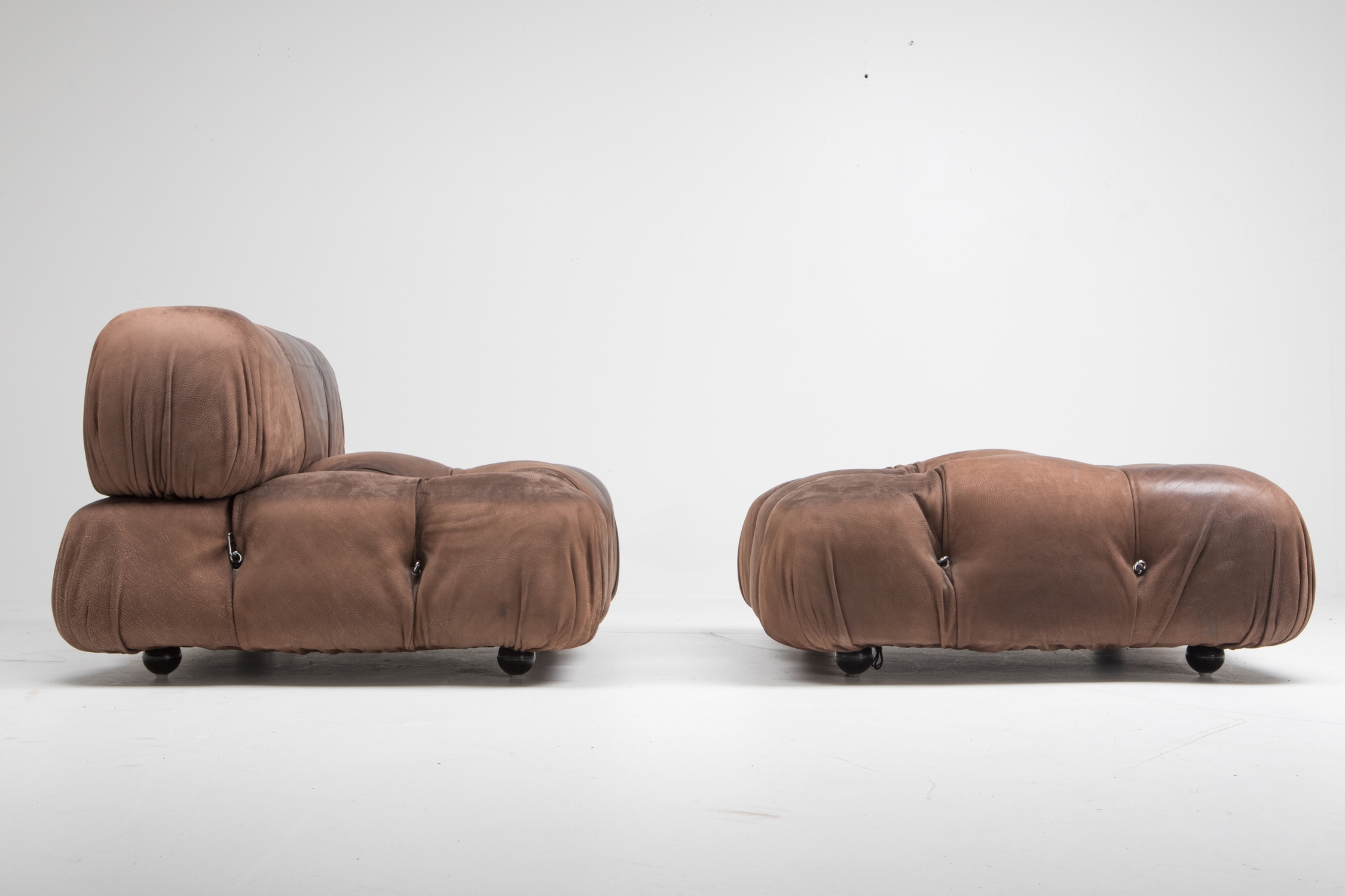 Camaleonda Lounge Chairs In Original Brown Leather by Mario Bellini - 1970s