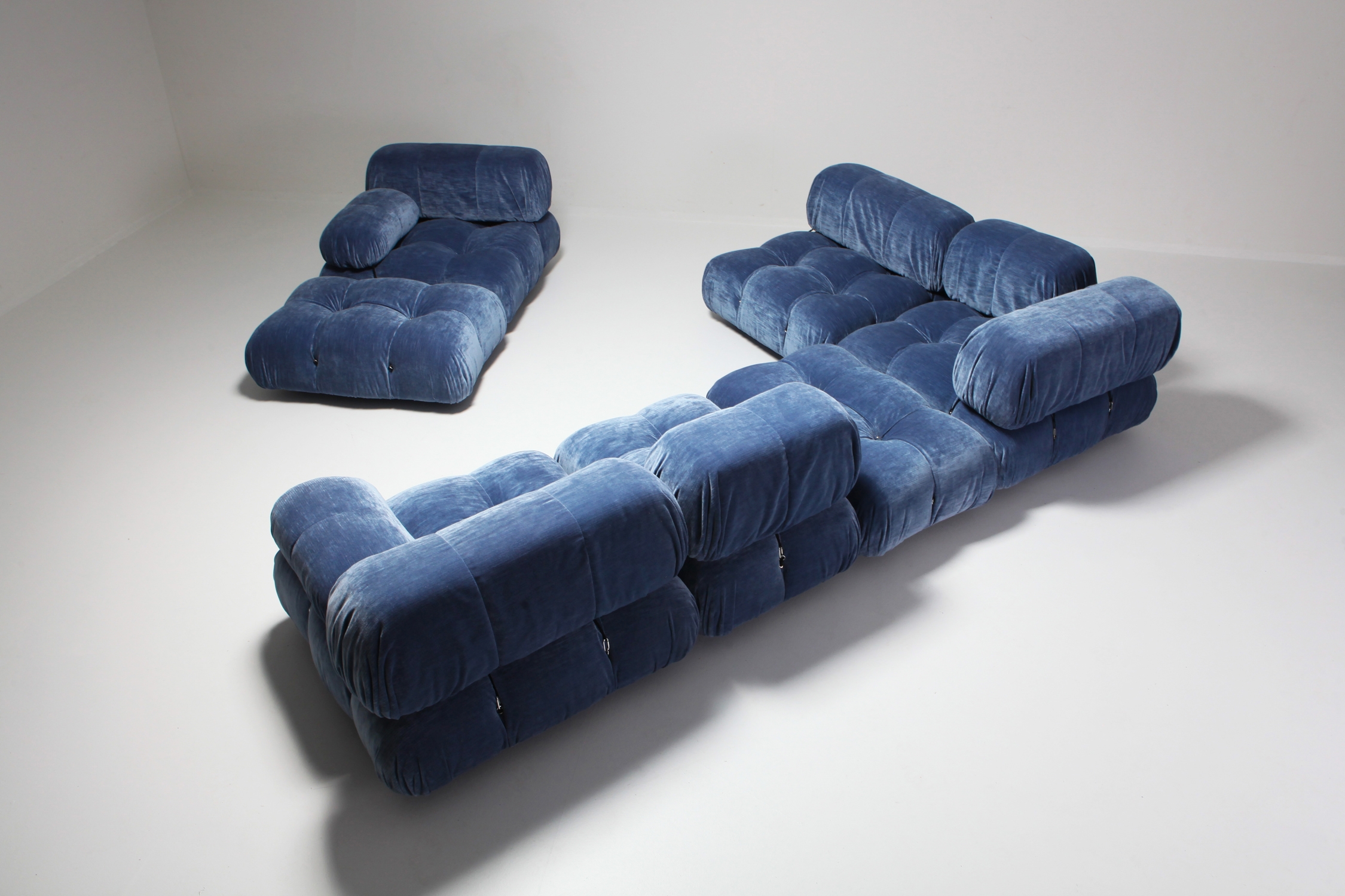 Mario Bellini Camaleonda Sectional Sofa in Blue Velvet - 1970s