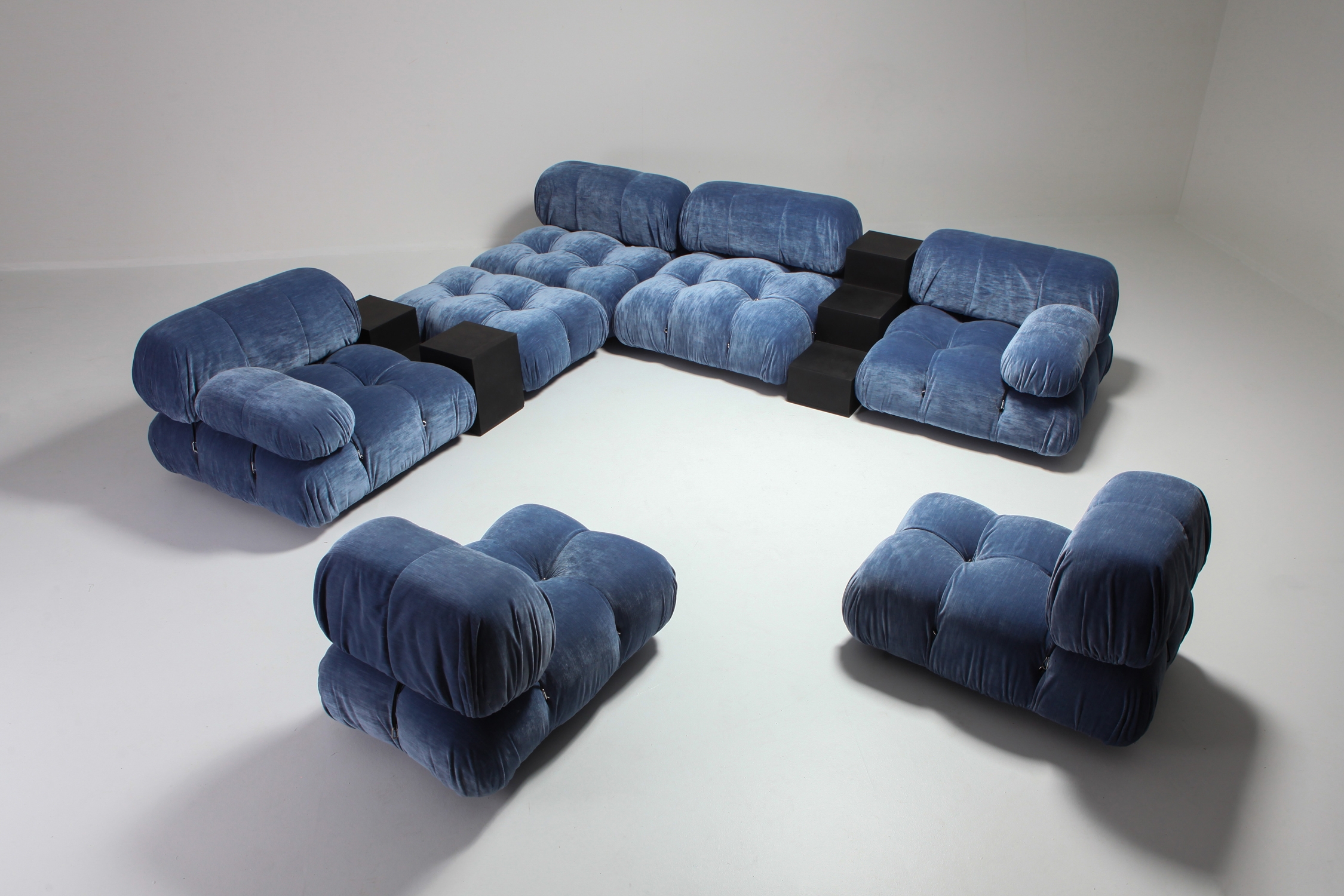 Mario Bellini Camaleonda Sectional Sofa in Blue Velvet - 1970s