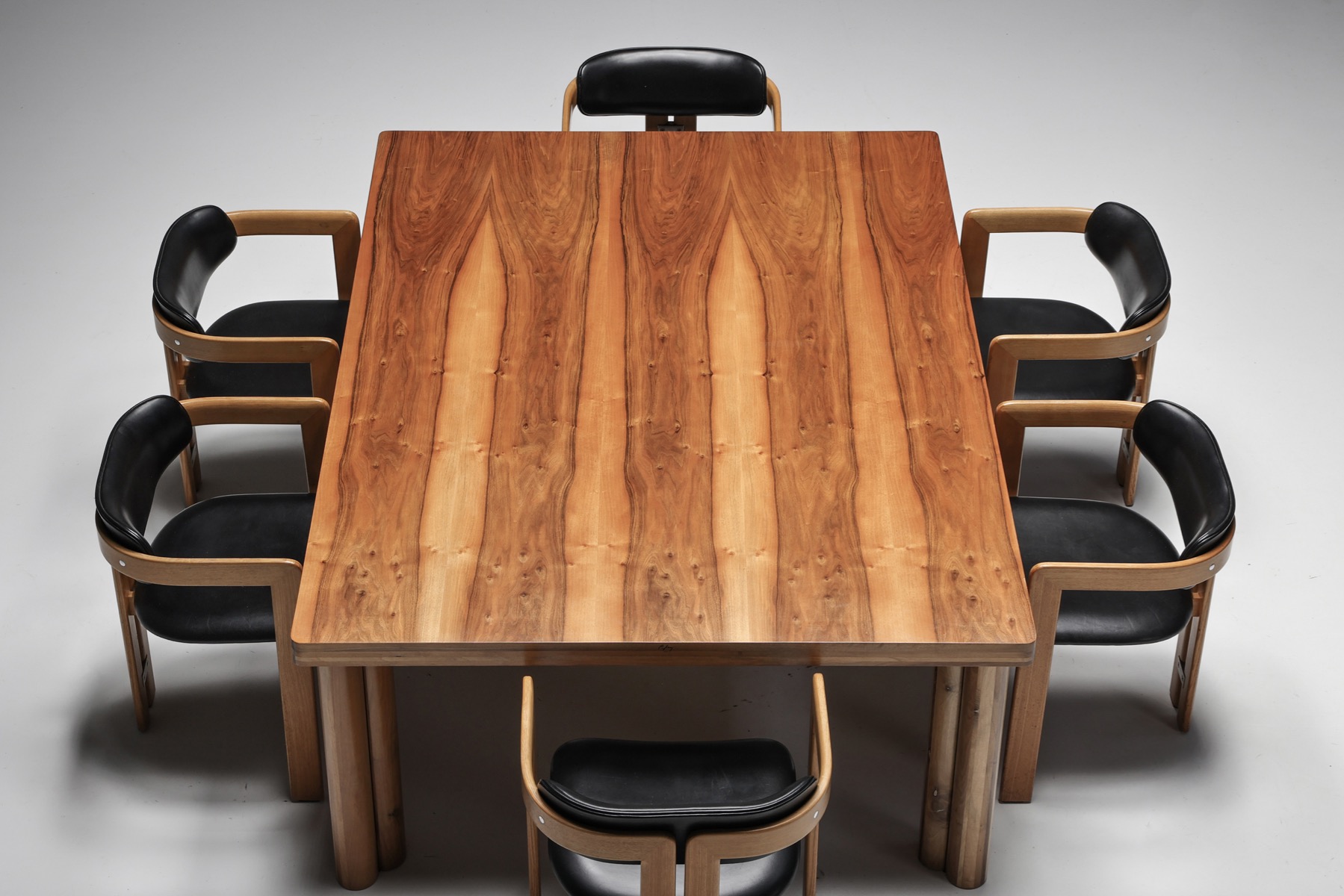 Carlo Scarpa Scuderia Dining Table for Bernini - 1977