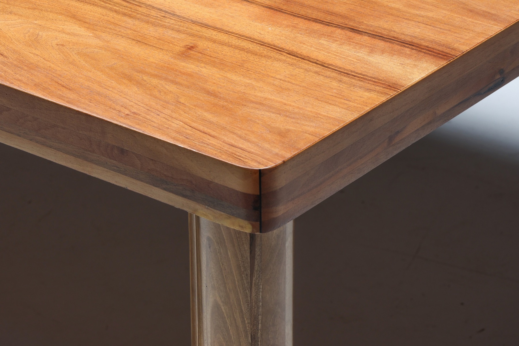 Carlo Scarpa Scuderia Dining Table for Bernini - 1977