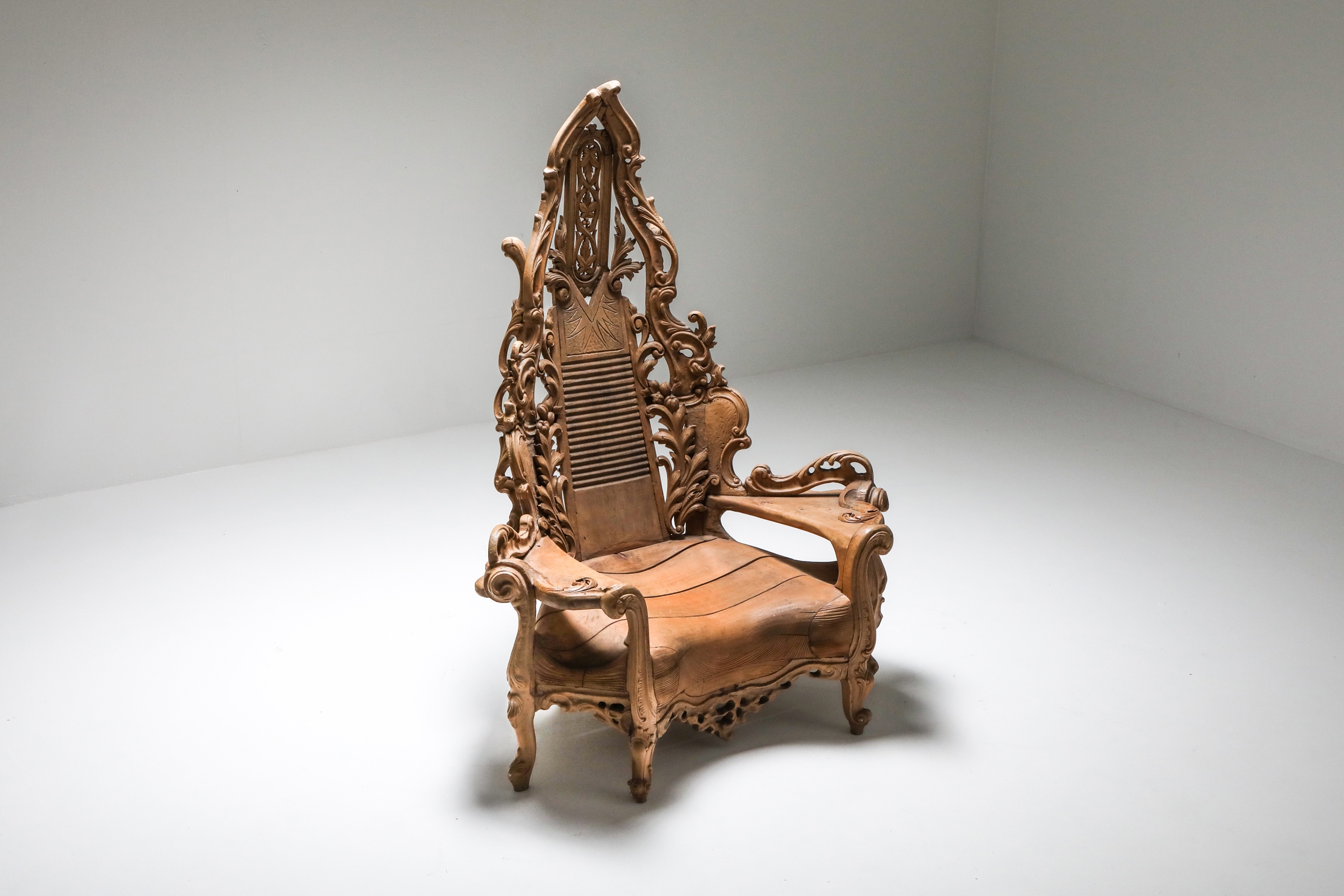 French carved Oak Throne Chair - 1950s