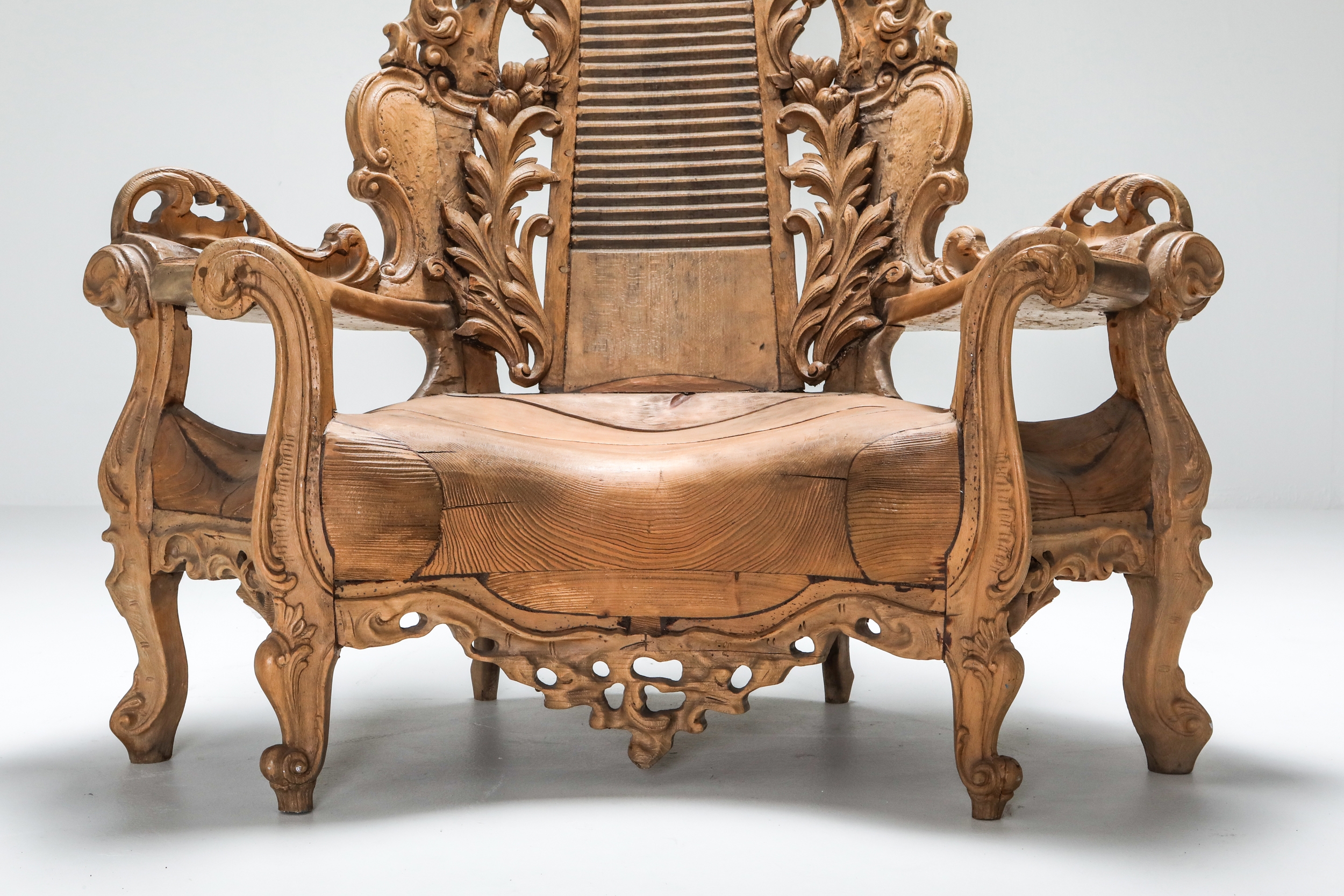 French carved Oak Throne Chair - 1950s