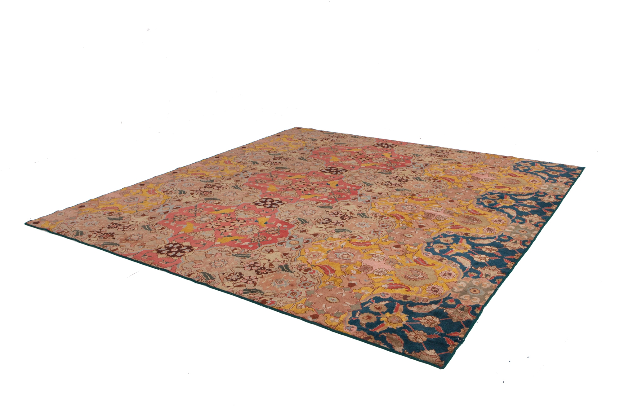 Agra Carpet In Wool & Silk - 1930s
