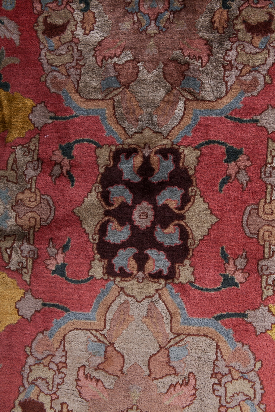 Agra Carpet In Wool & Silk - 1930s
