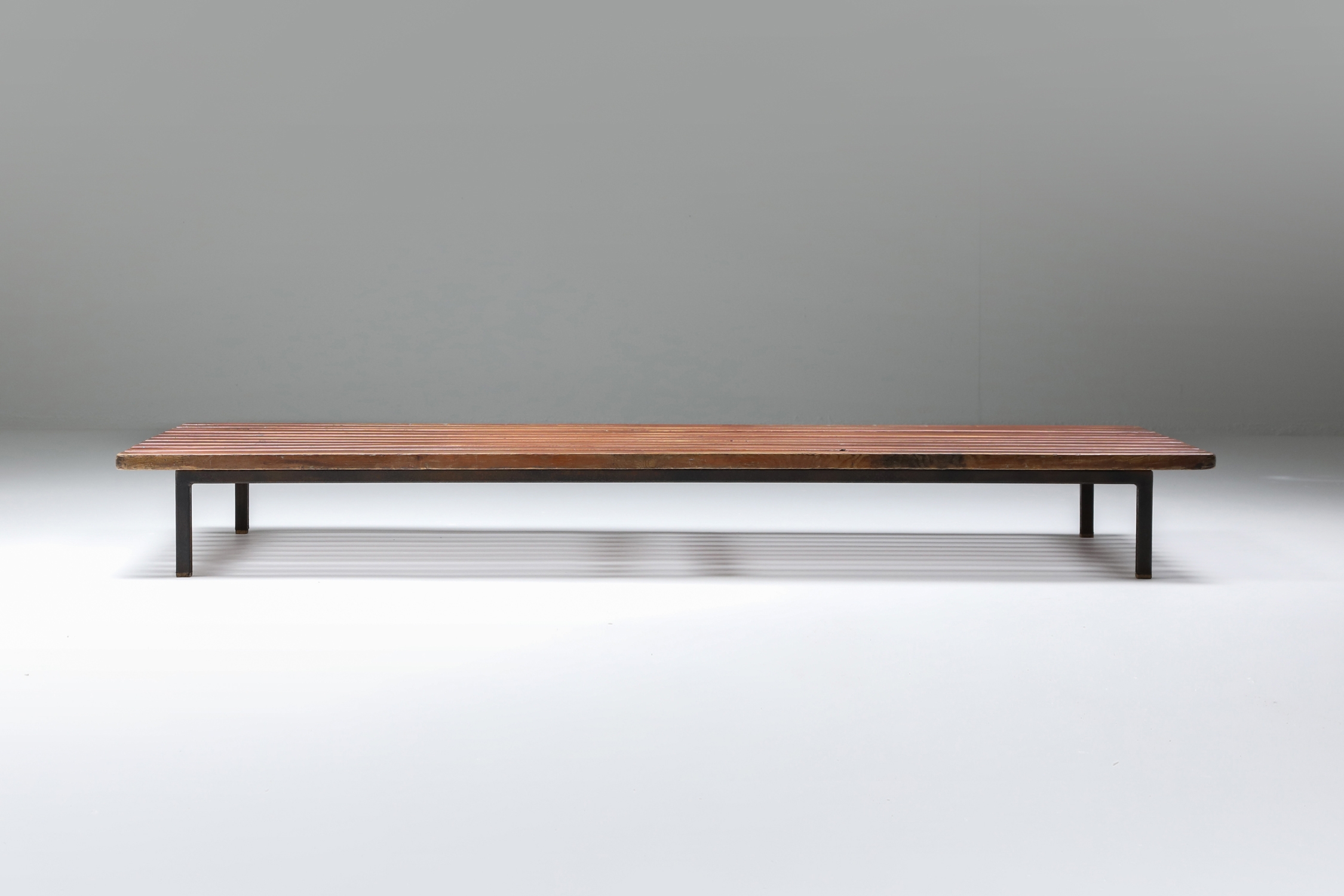 Charlotte Perriand 'Cansado' low bench - 1958