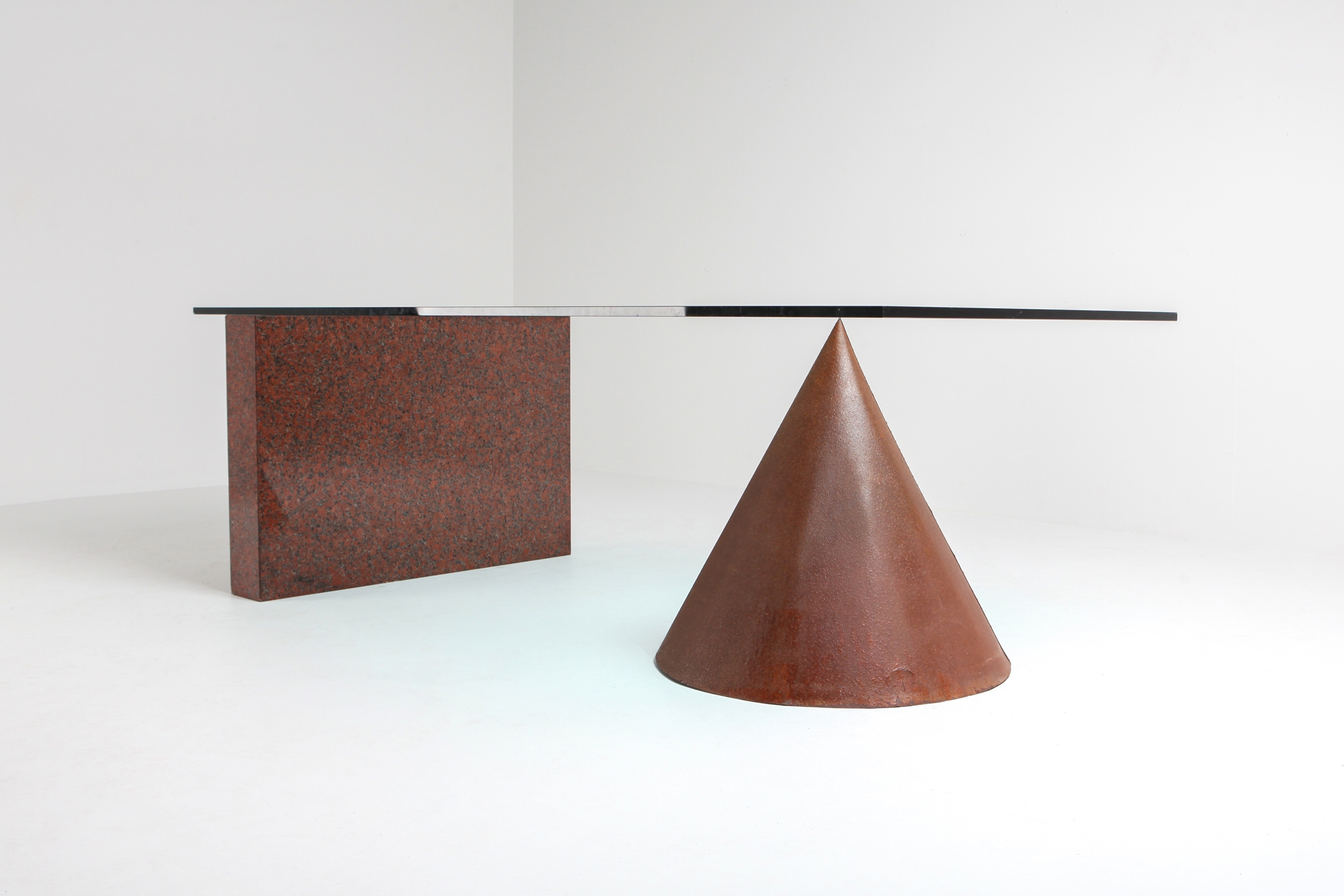 Kono Dining Table by Lella & Massimo Vignelli for Casigliani - 1980's