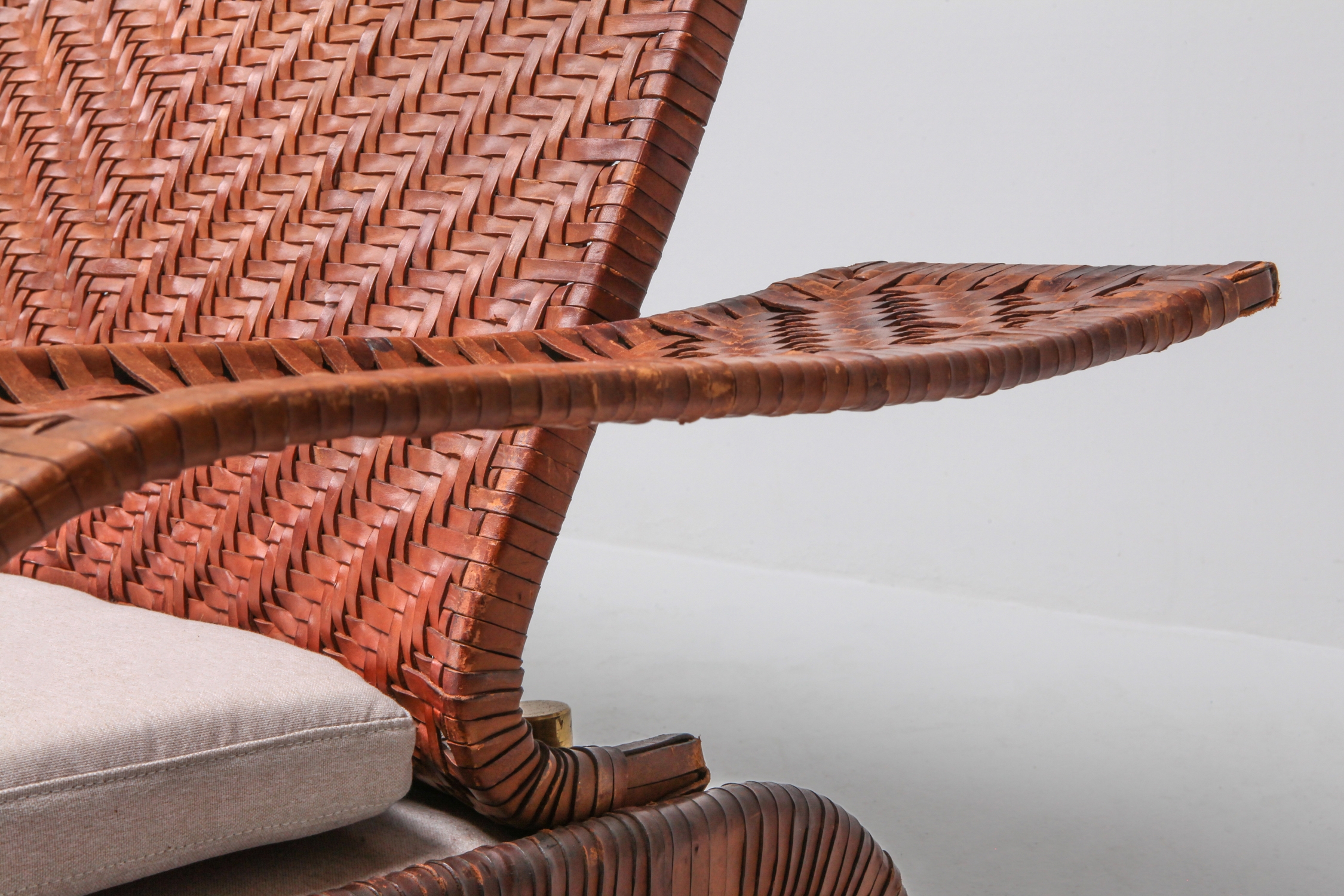 Marzio Cecchi Woven Leather Postmodern Sofa - 1990s